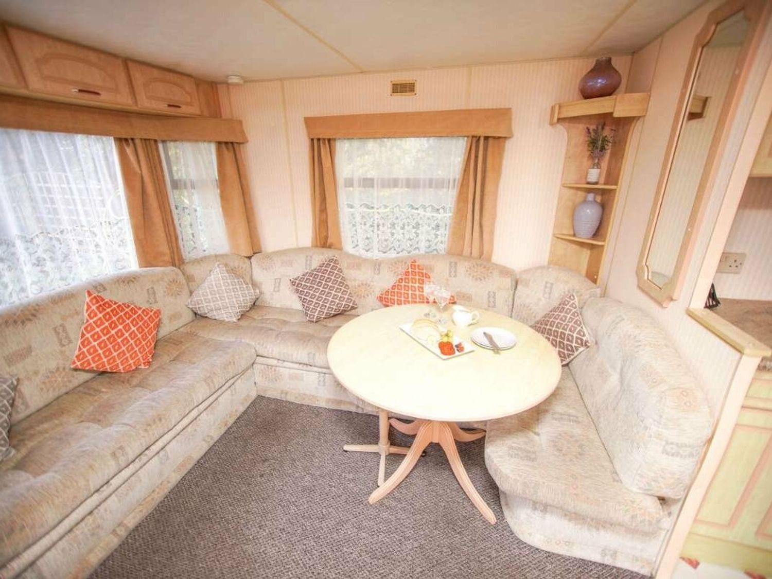 The Bungalow Camp Caravan Park - Holiday Accommodation 14215 - North Wales - 1185480 - photo 1