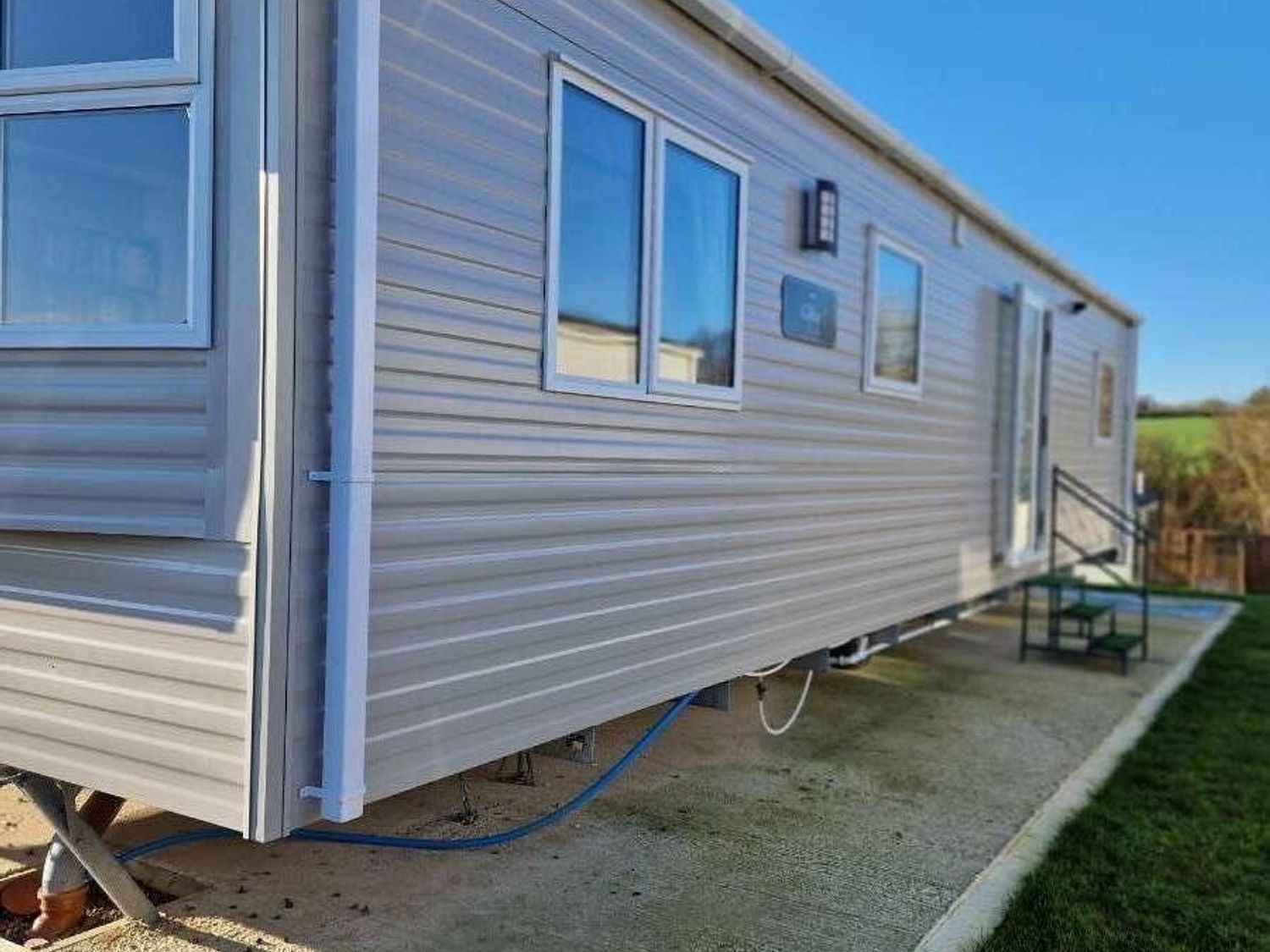 Grondre Holiday Park - Holiday Accommodation 16143 - South Wales - 1185927 - photo 1