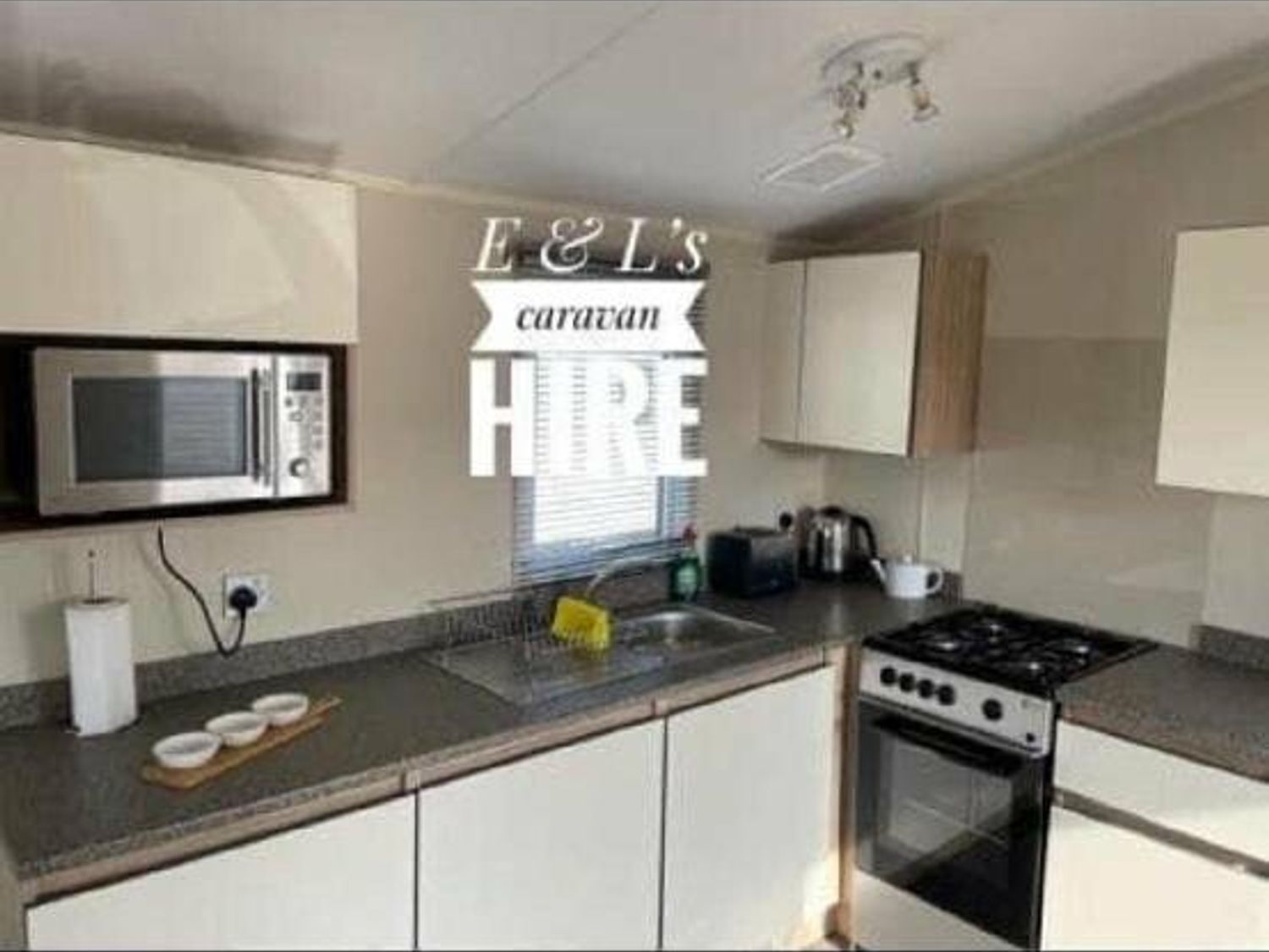 Golden Gate Holiday Centre - Holiday Accommodation 16619 - North Wales - 1186066 - photo 1