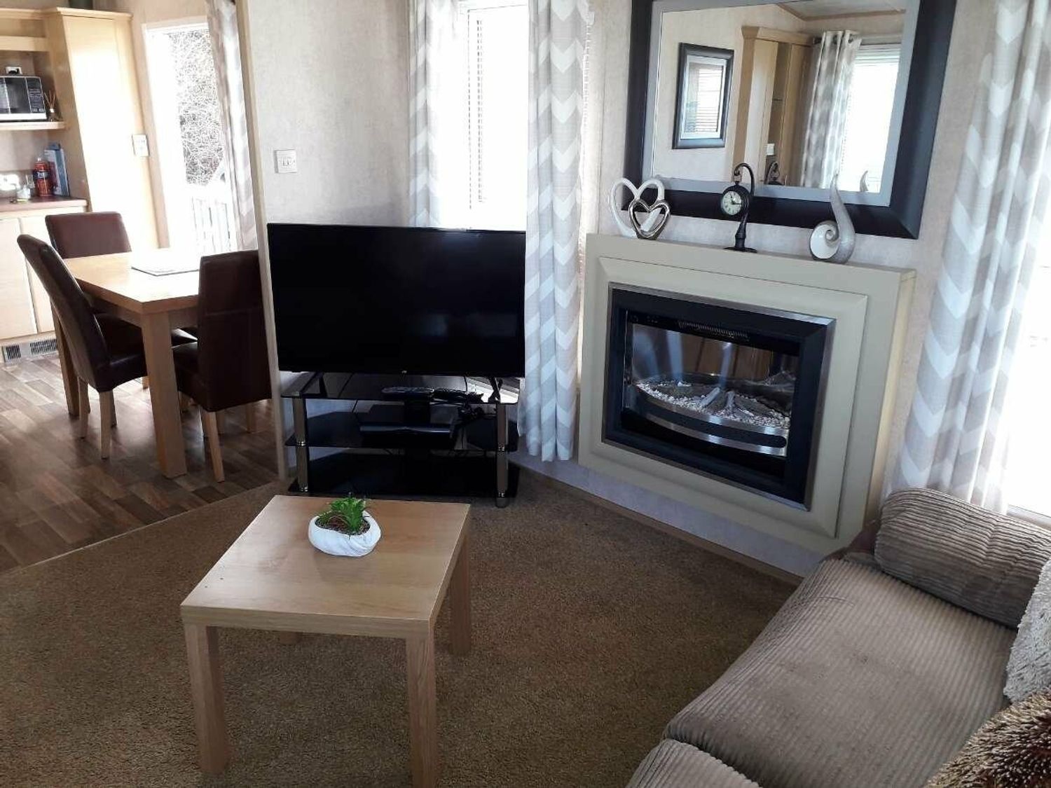 Dinas Cross Country Park - Holiday Accommodation 17316 - South Wales - 1186277 - photo 1