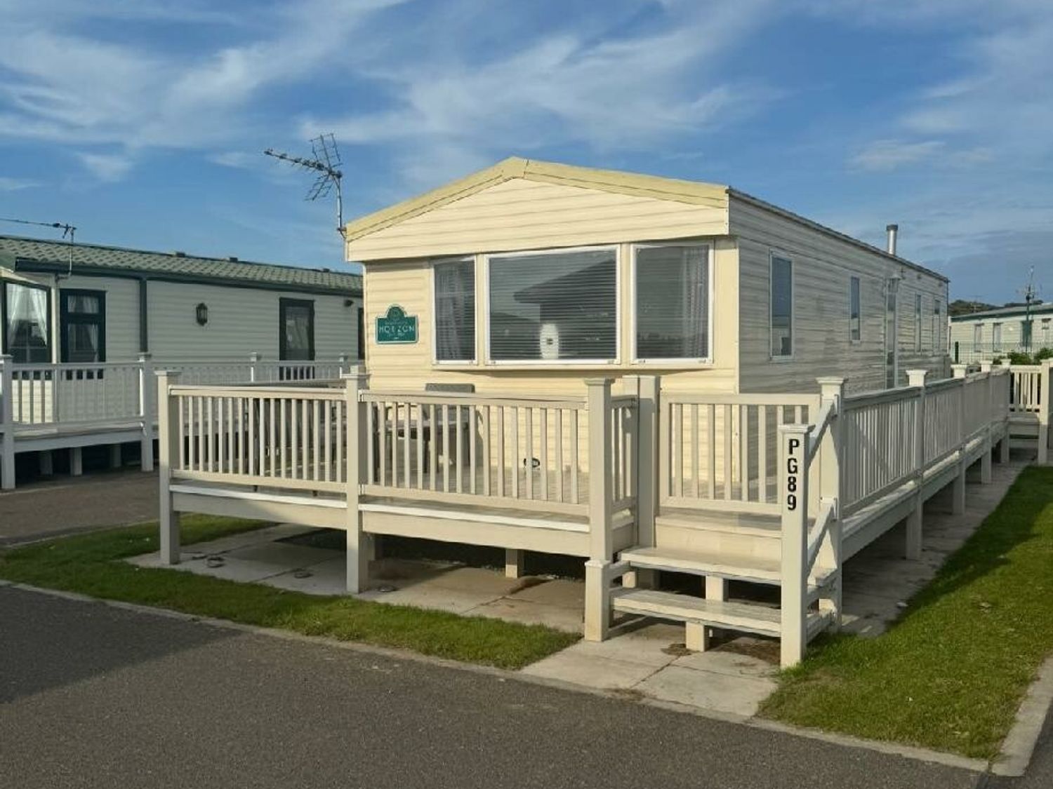 Golden Palm Resort - Holiday Accommodation 17336 - Lincolnshire - 1186286 - photo 1