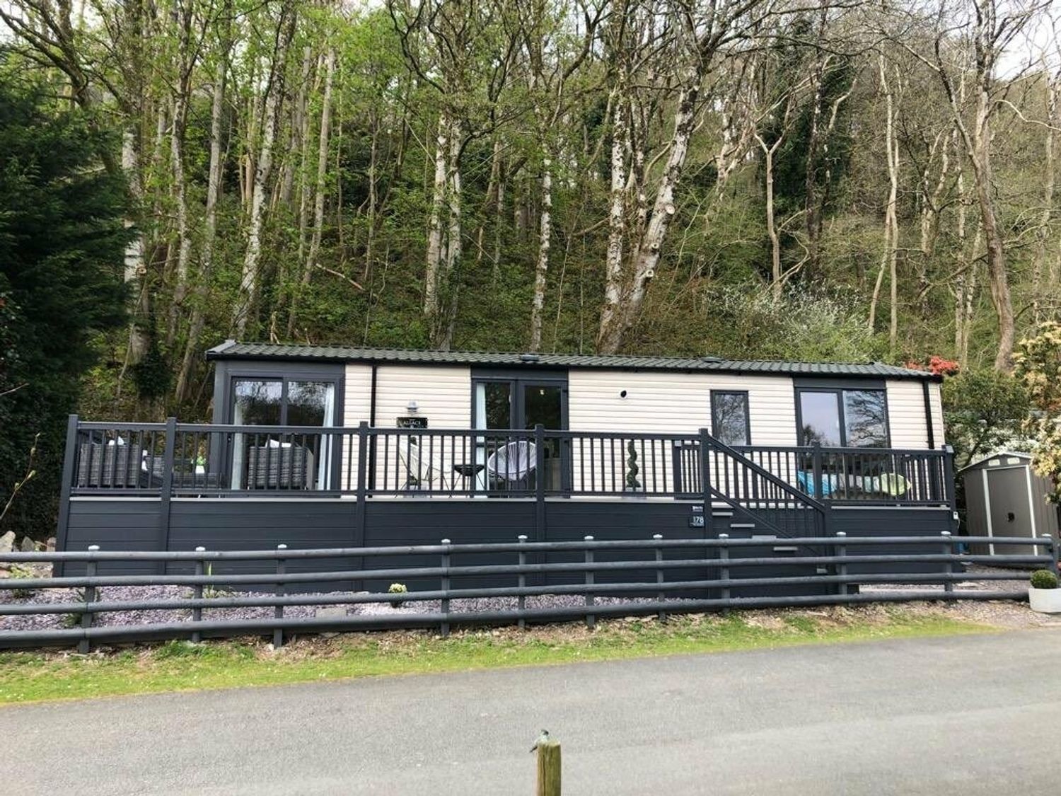 Aberdunant Hall Holiday Park - Holiday Accommodation 17422 - North Wales - 1186310 - photo 1