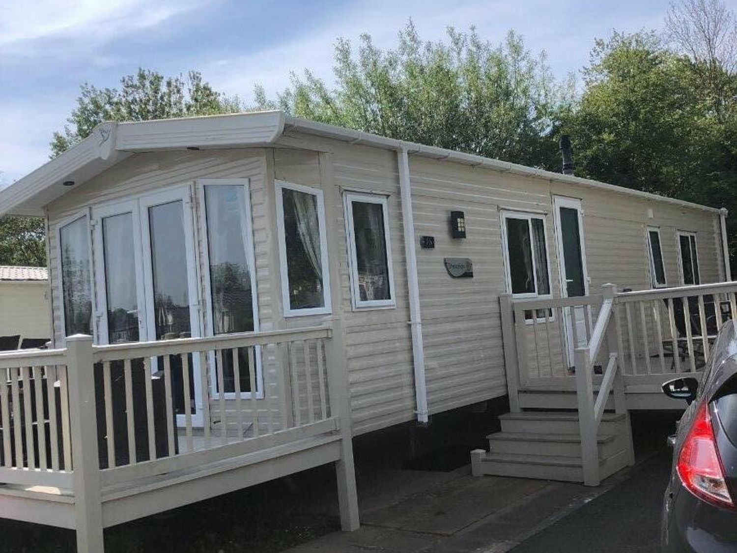 Burnham-on-Sea Holiday Park - Holiday Accommodation 19109 - Devon - 1186841 - photo 1