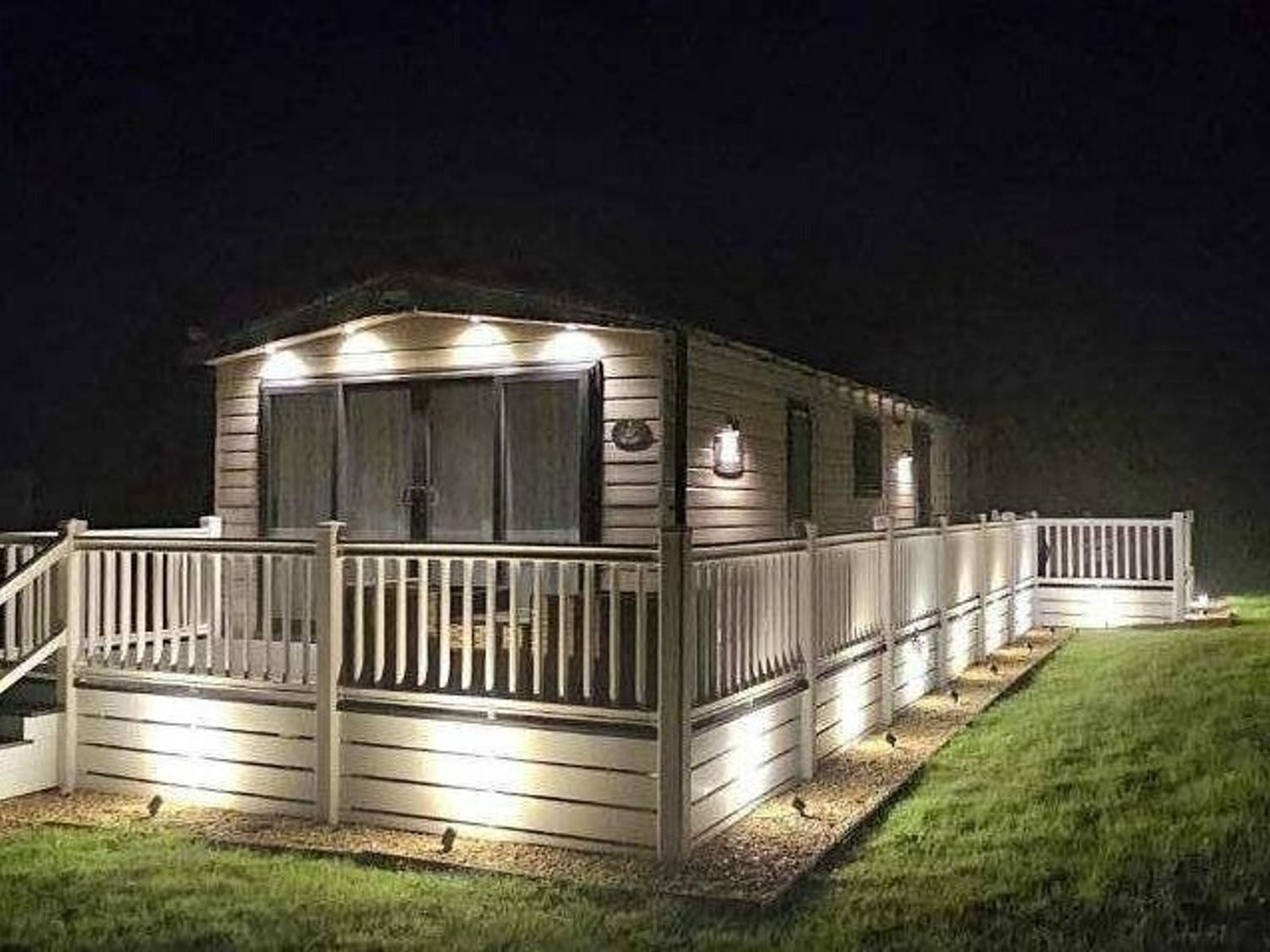 Meadow Lakes Holiday Park - Holiday Accommodation 19138 - Cornwall - 1186851 - photo 1