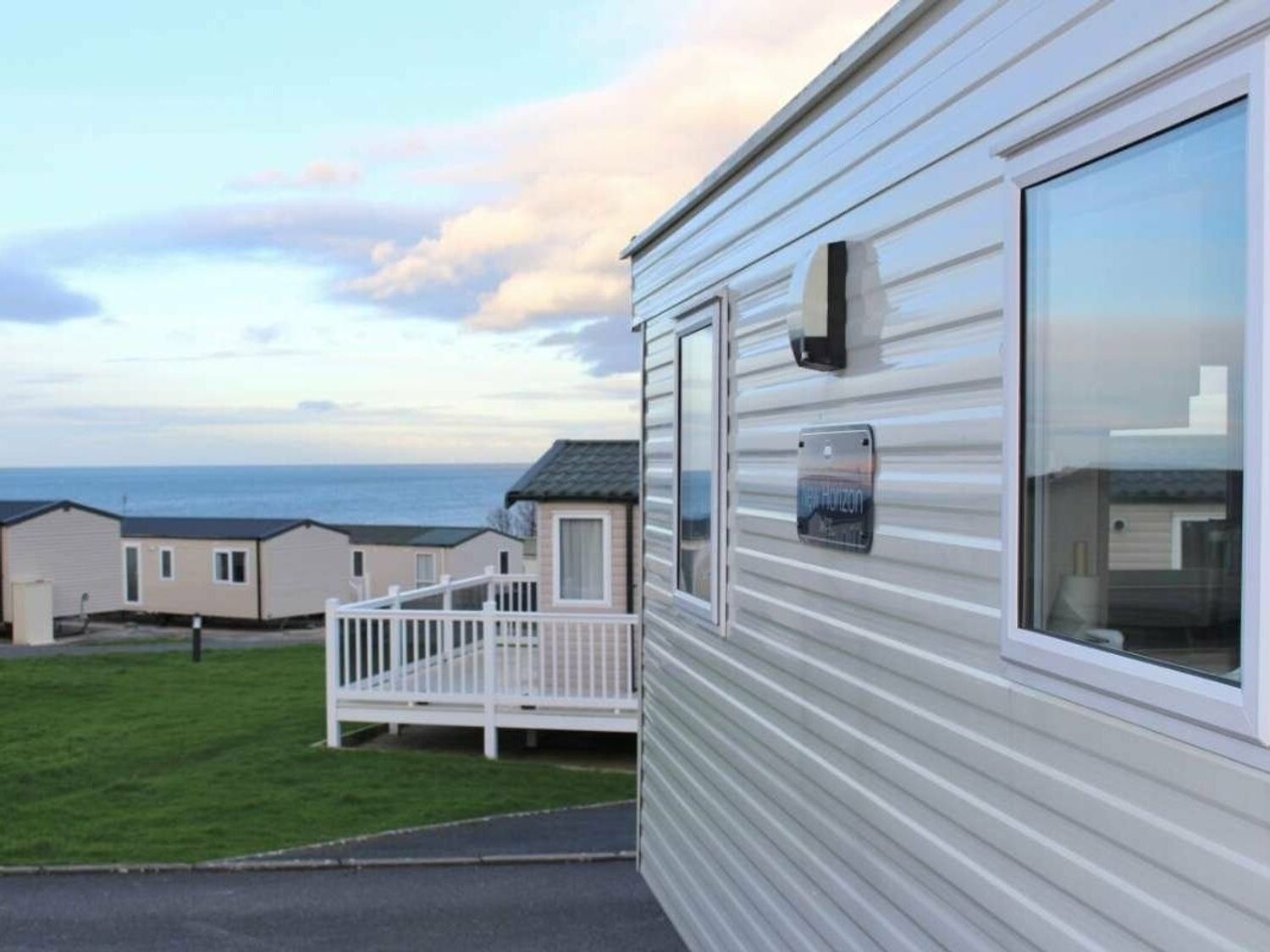 Bron Y Wendon Holiday Park - Holiday Accommodation 19768 - North Wales - 1187094 - photo 1