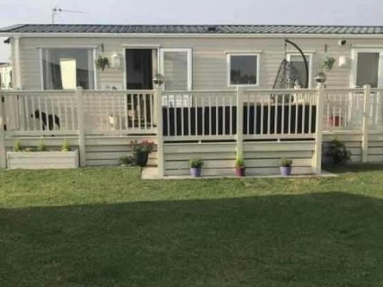 Browns Holiday Park - Holiday Accommodation 20456 - North Wales - 1187360 - photo 1