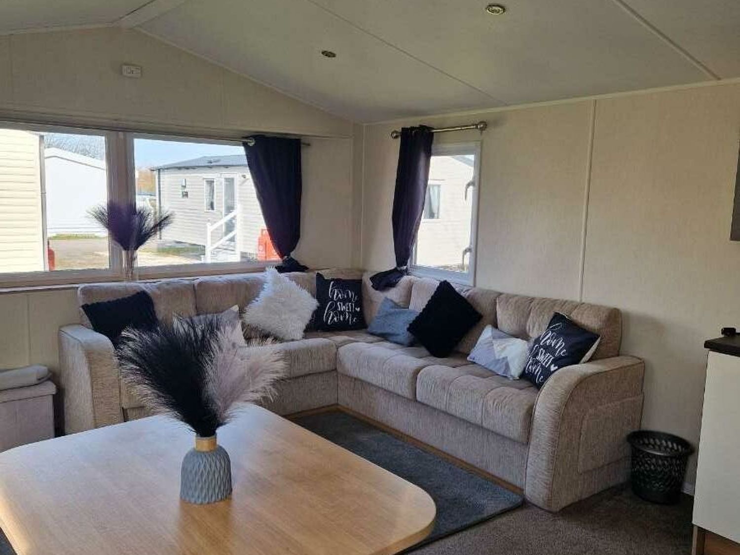 Marton Mere Holiday Village - Holiday Accommodation 21003 - Lake District - 1187655 - photo 1