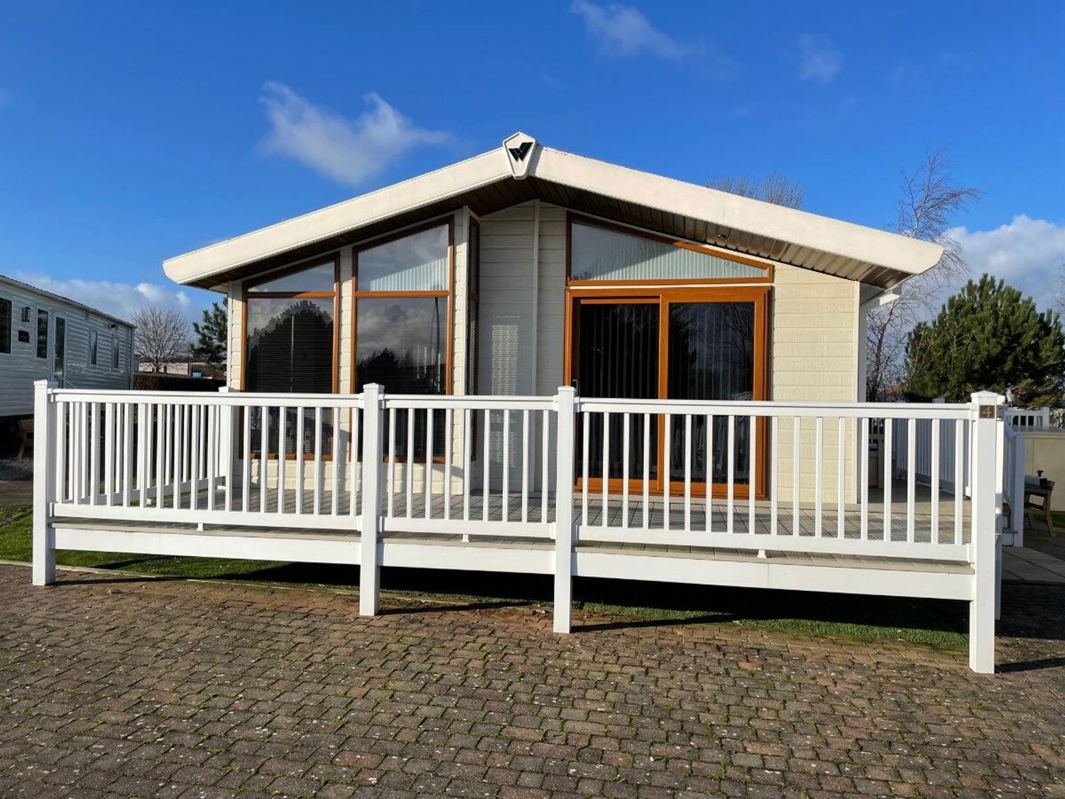 Marton Mere Holiday Village - Holiday Accommodation 21071 - Lake District - 1187695 - photo 1