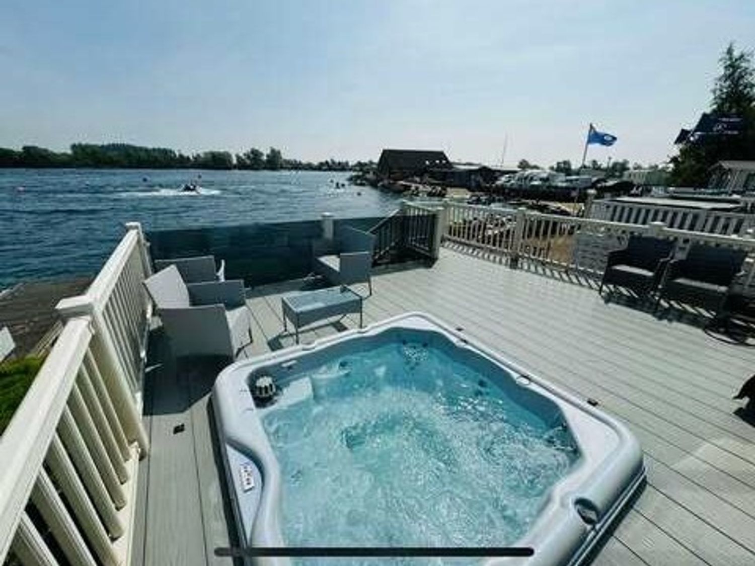 Tattershall Lakes Country Park - Holiday Accommodation 21441 - Lincolnshire - 1187958 - photo 1
