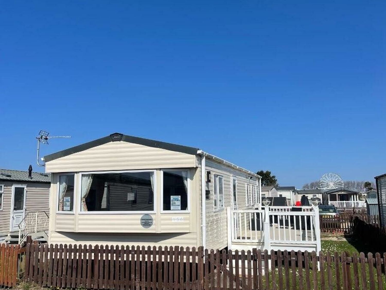 Unity Holiday Resort - Holiday Accommodation 21472 - Somerset & Wiltshire - 1187983 - photo 1
