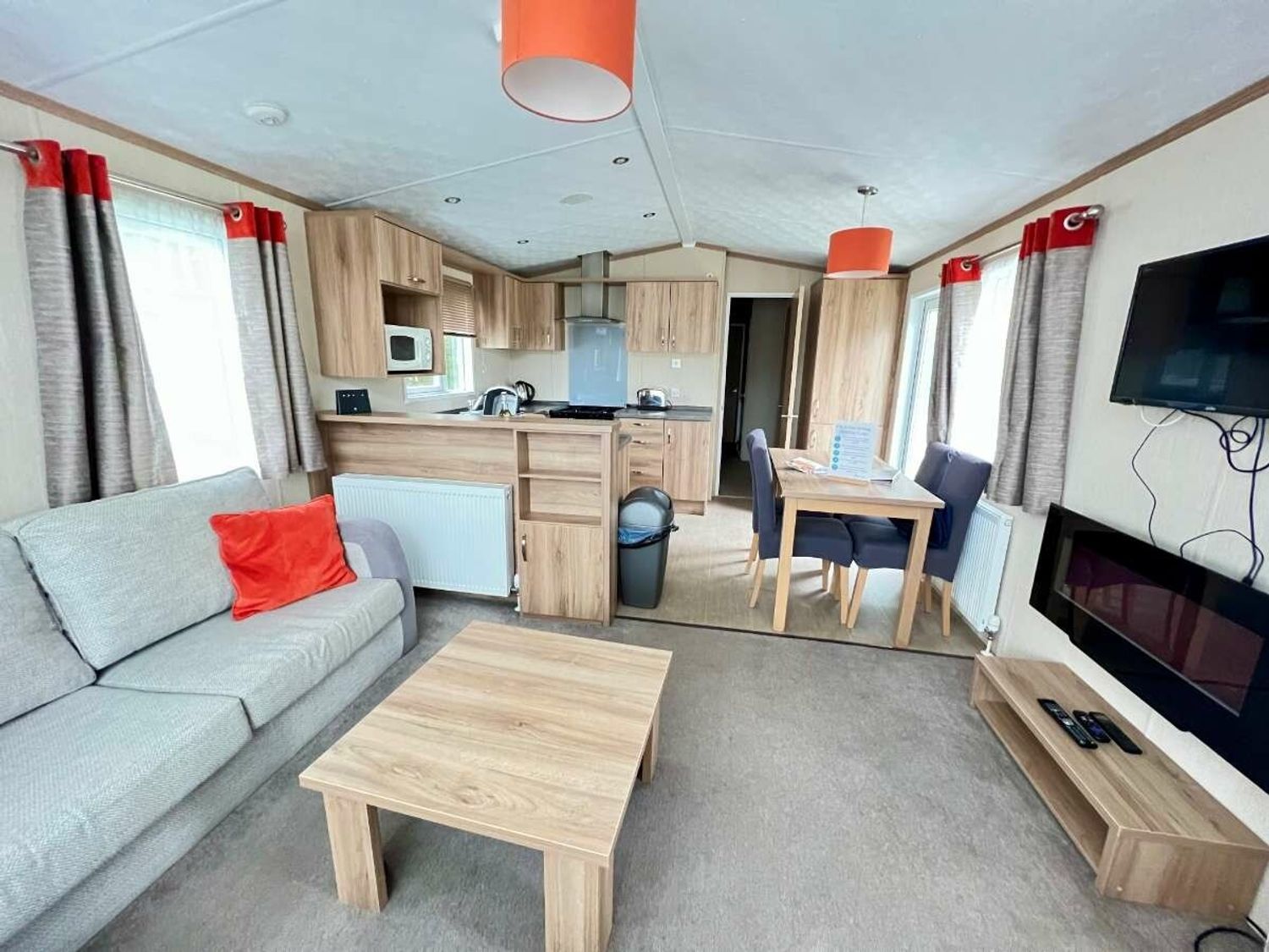 Hoburne Cotswolds - Holiday Accommodation 21946 - Somerset & Wiltshire - 1188334 - photo 1
