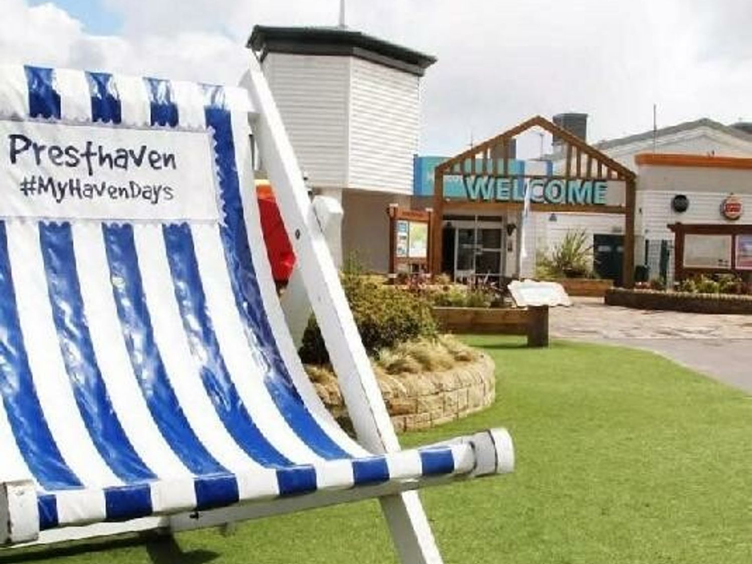 Presthaven Beach Resort - Holiday Accommodation 22005 - North Wales - 1188381 - photo 1