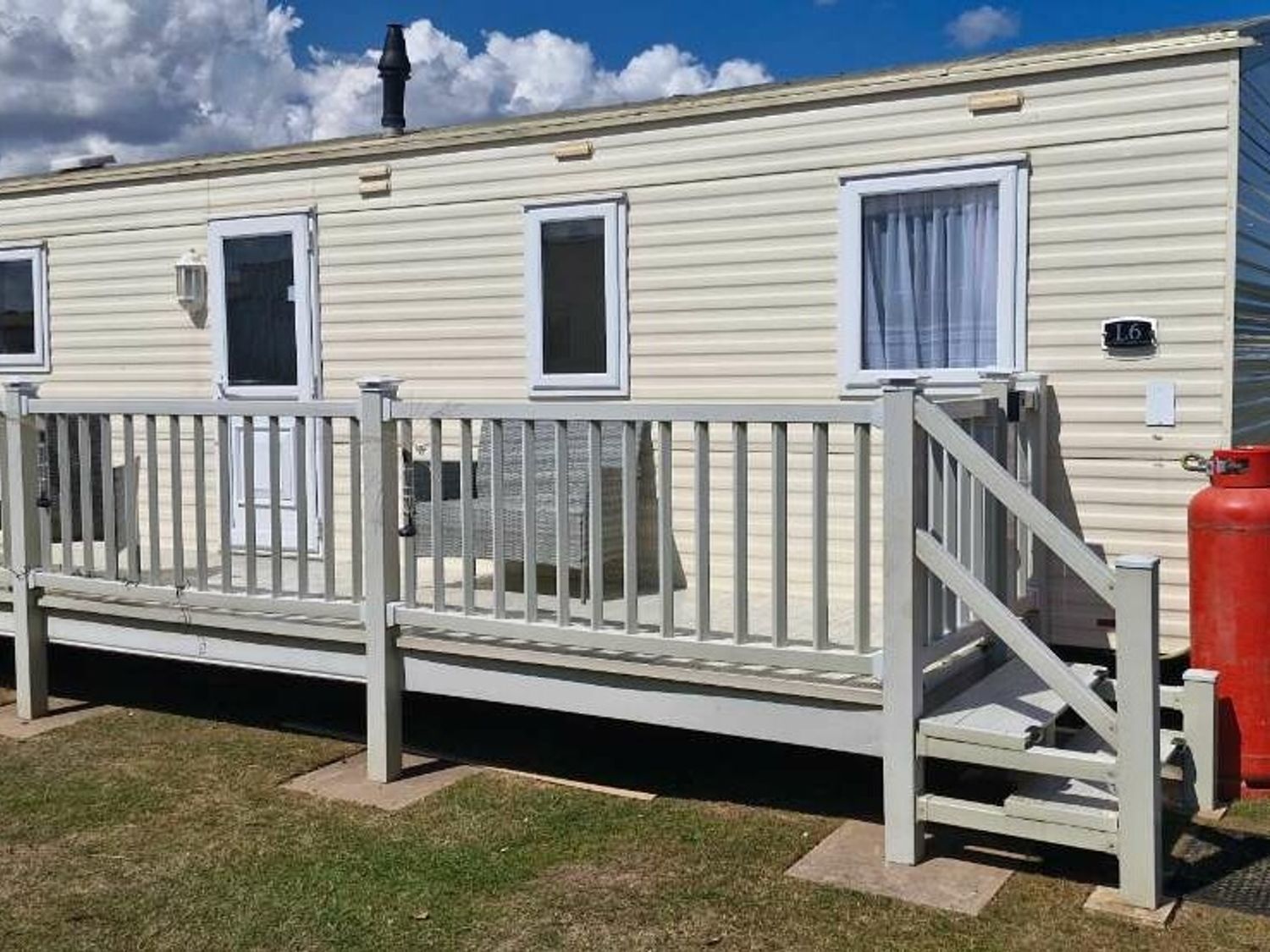 Waterside Leisure Park - Holiday Accommodation 22264 - Lincolnshire - 1188595 - photo 1