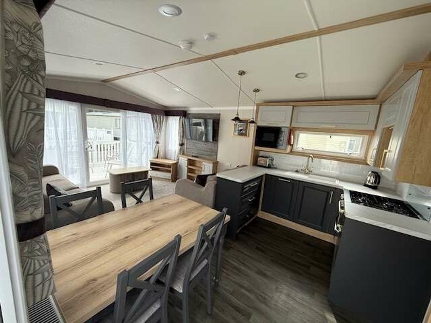 Burnham-on-Sea Holiday Park - Holiday Accommodation 22275 - Devon - 1188605 - photo 1