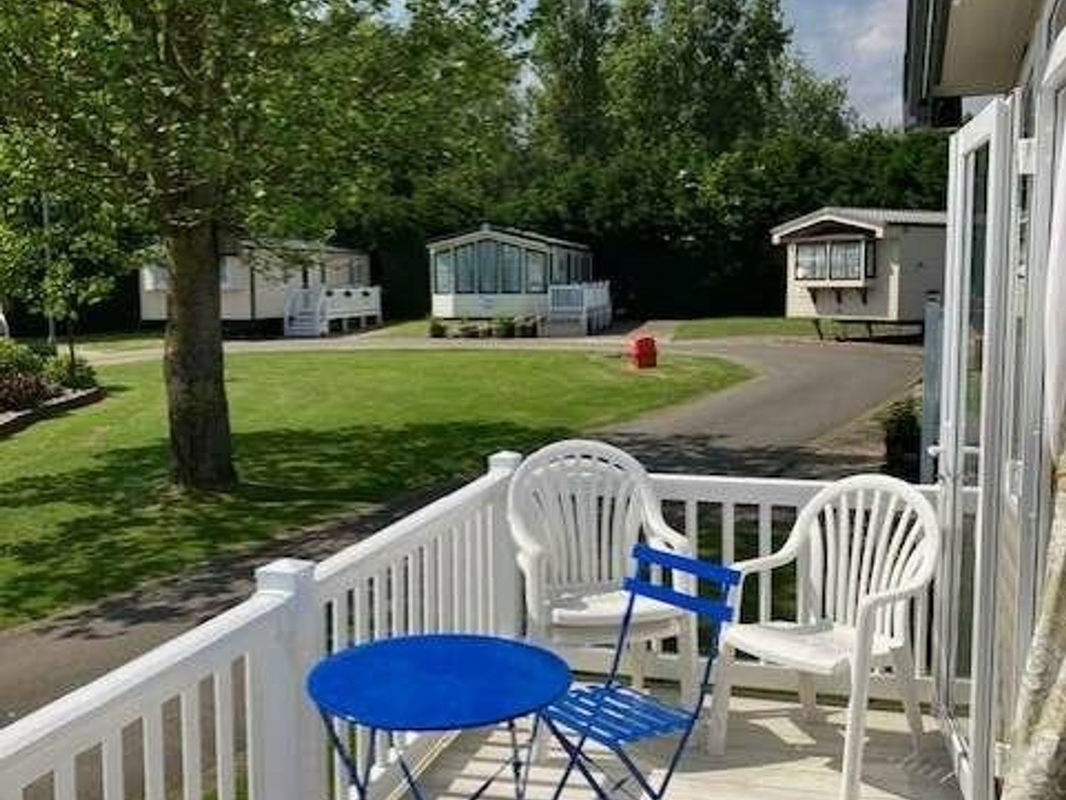 Hopton Holiday Village - Holiday Accommodation 453 - Suffolk & Essex - 1188880 - photo 1