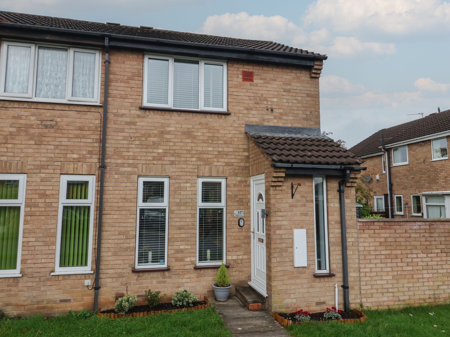 127 Bellhouse Way - North Yorkshire (incl. Whitby) - 1190663 - photo 1