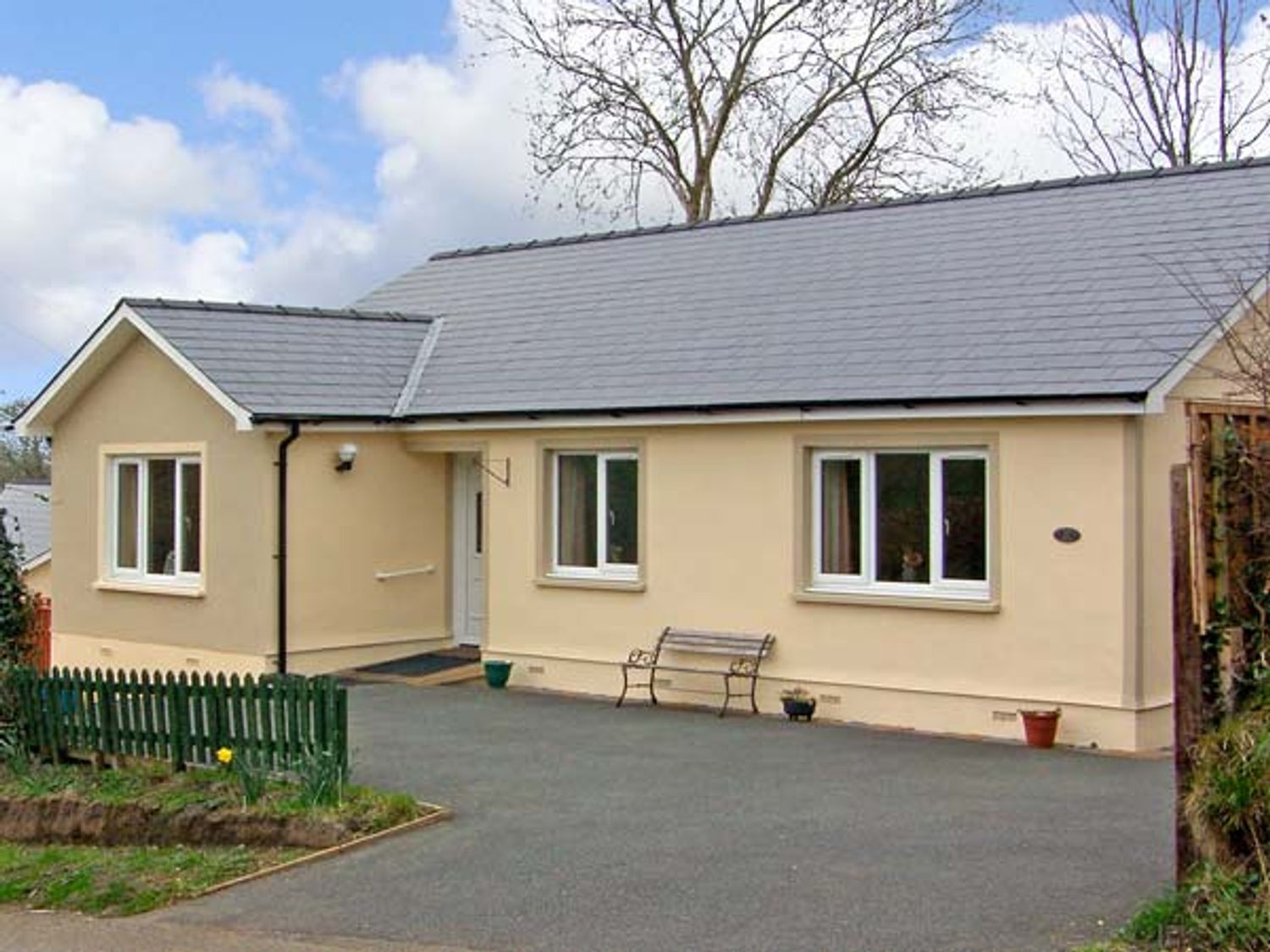 Ffynnon Ni - South Wales - 12793 - photo 1
