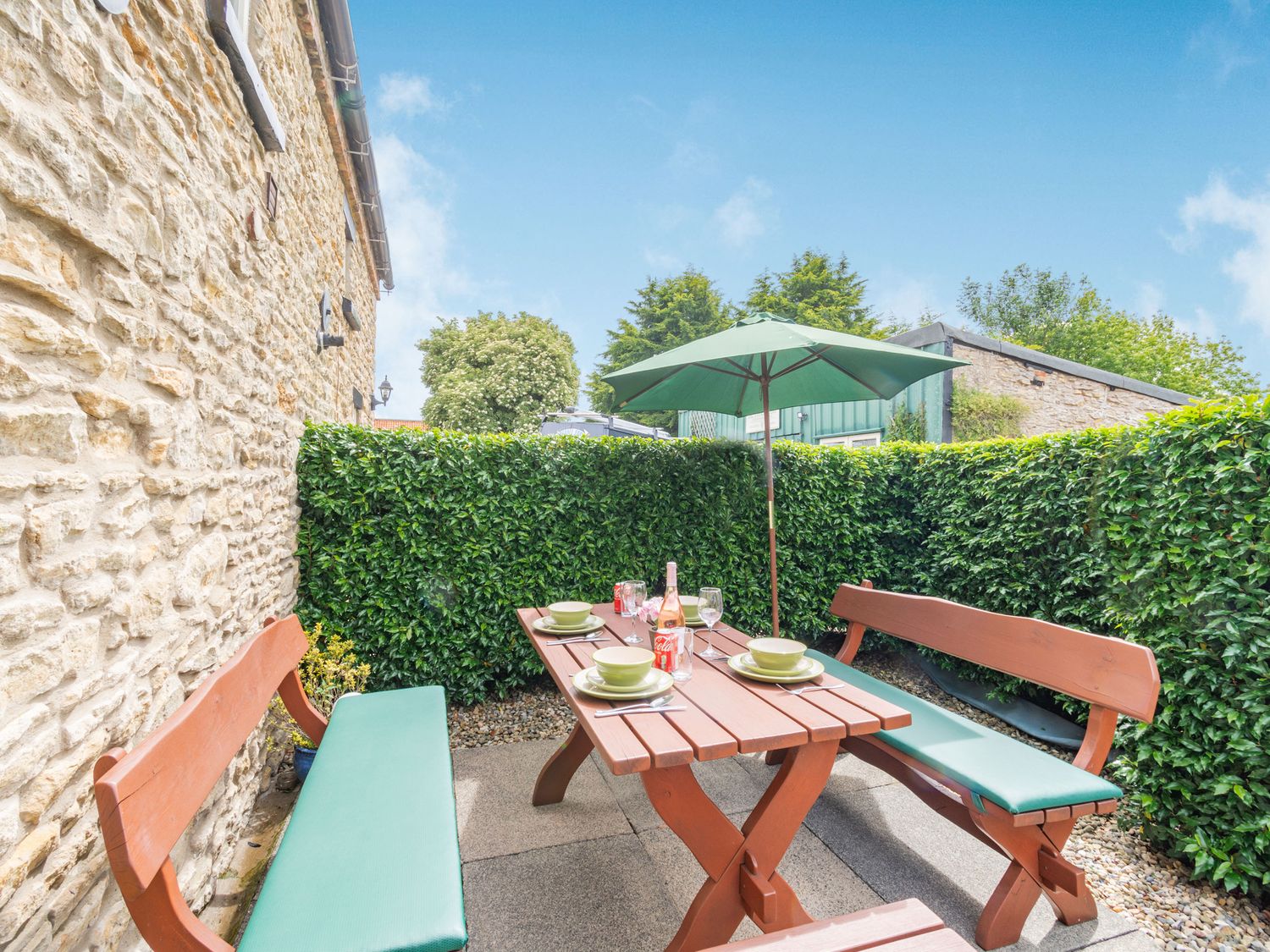 Patio Upstairs Downstairs Cottage ( Ref 13914 ) Snainton holiday accommodation in North Yorkshire
