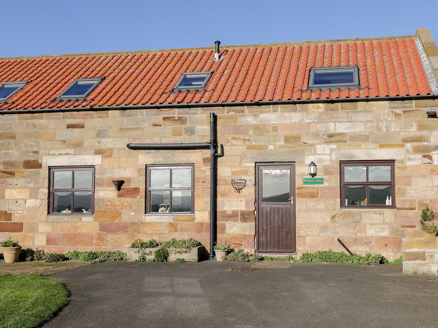 Whalebone Cottage at Broadings Farm - North Yorkshire (incl. Whitby) - 1465 - photo 1