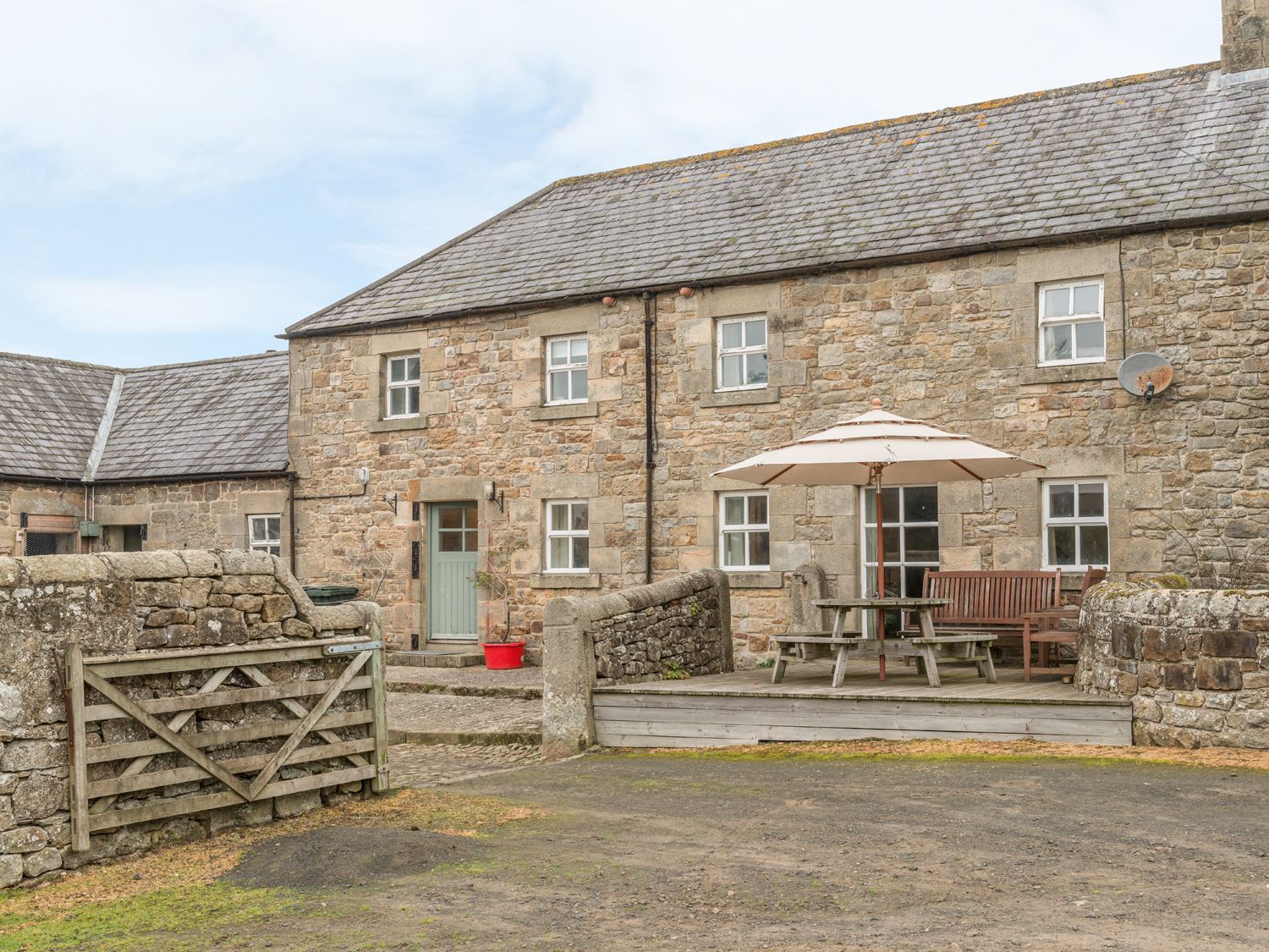 The Stables - Northumberland - 1530 - photo 1