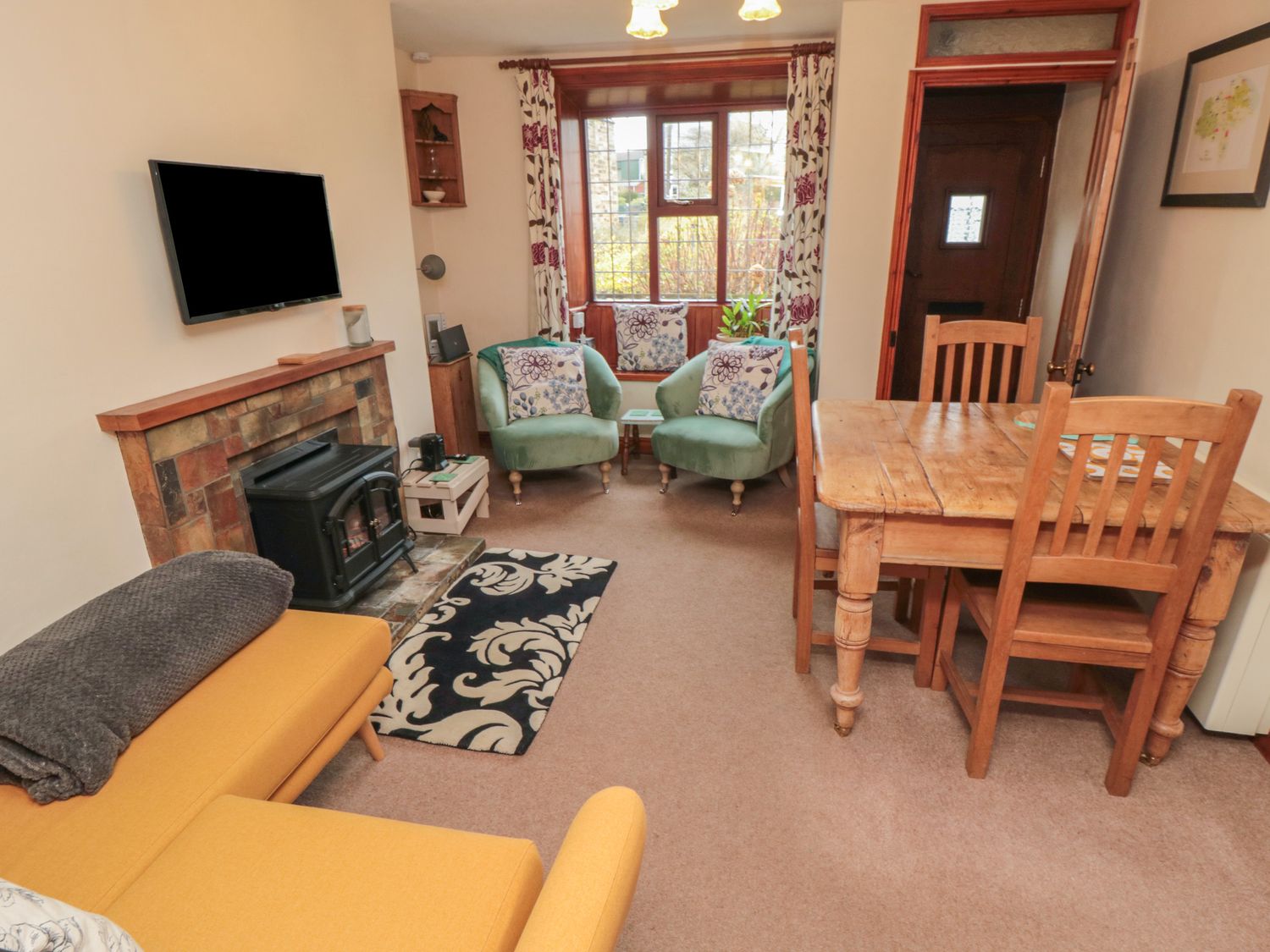 Lion Cottage Hinderwell ( Ref 18044 ) Holiday Cottage in Hinderwell North Yorkshire