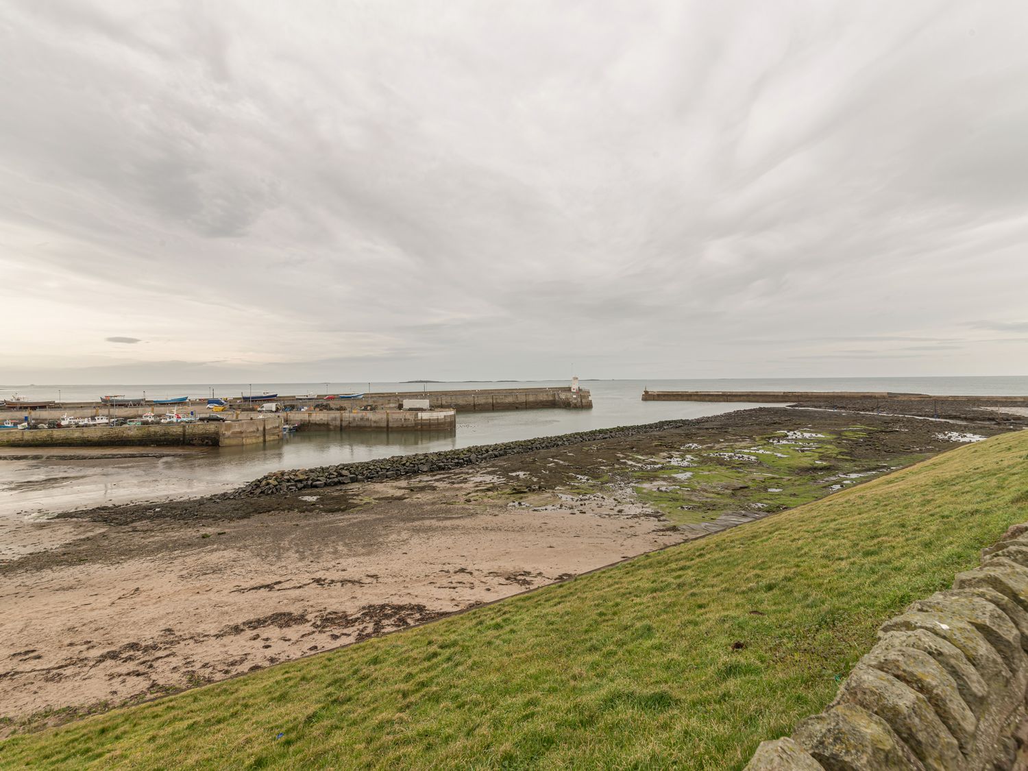 Crumstone Corner                     photo 21