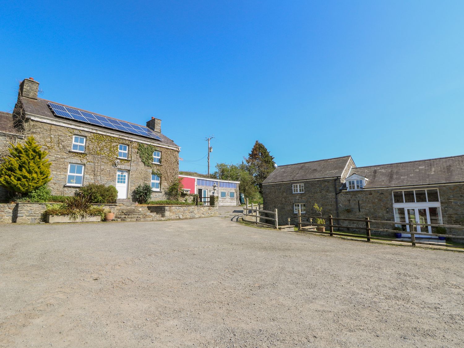 The Farmhouse                     photo 64