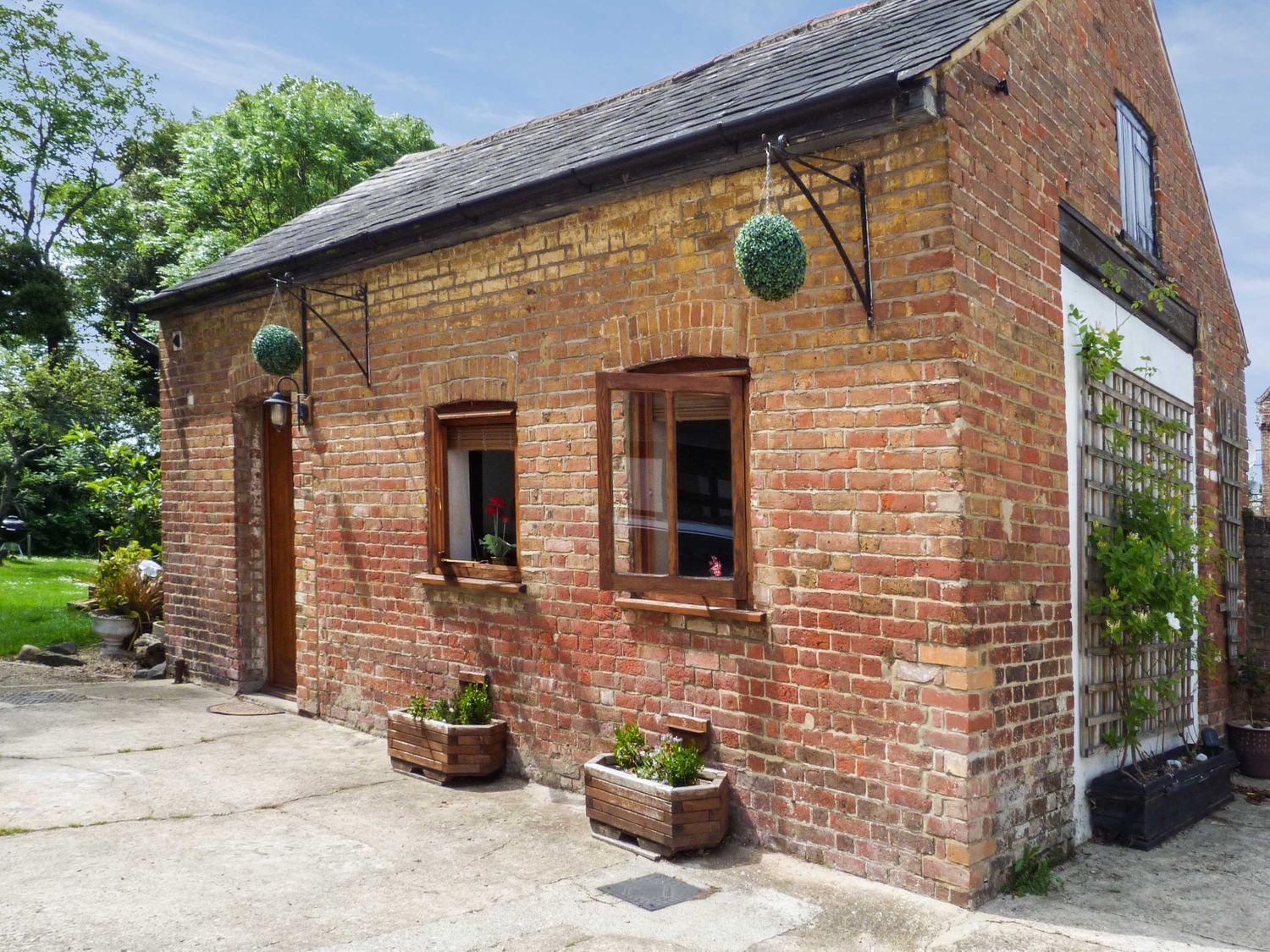 The Old Dairy Herne Hunters Forstal South Of England Self