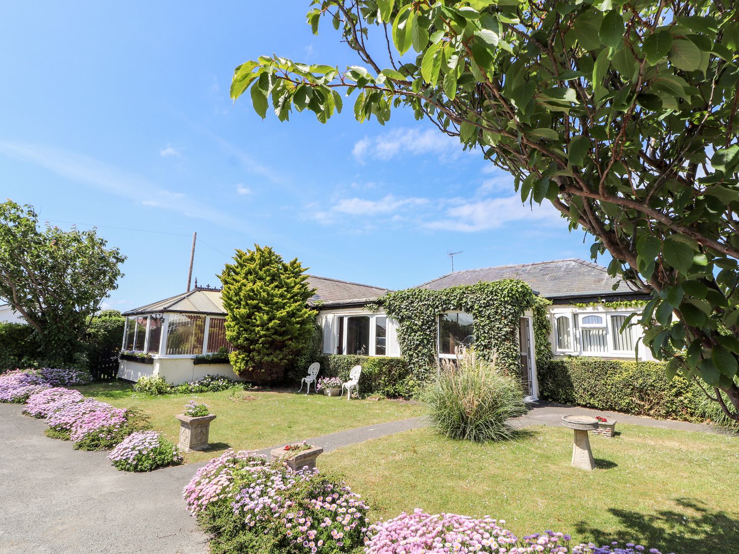 Beach Bungalow Rhyl Kinmel Bay/bae Cinmel Self Catering Holiday