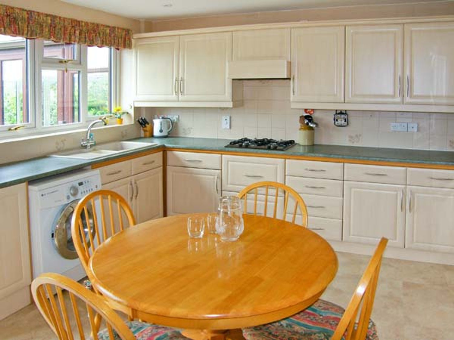 Tregarthens | Church Stretton | Self Catering Holiday Cottage