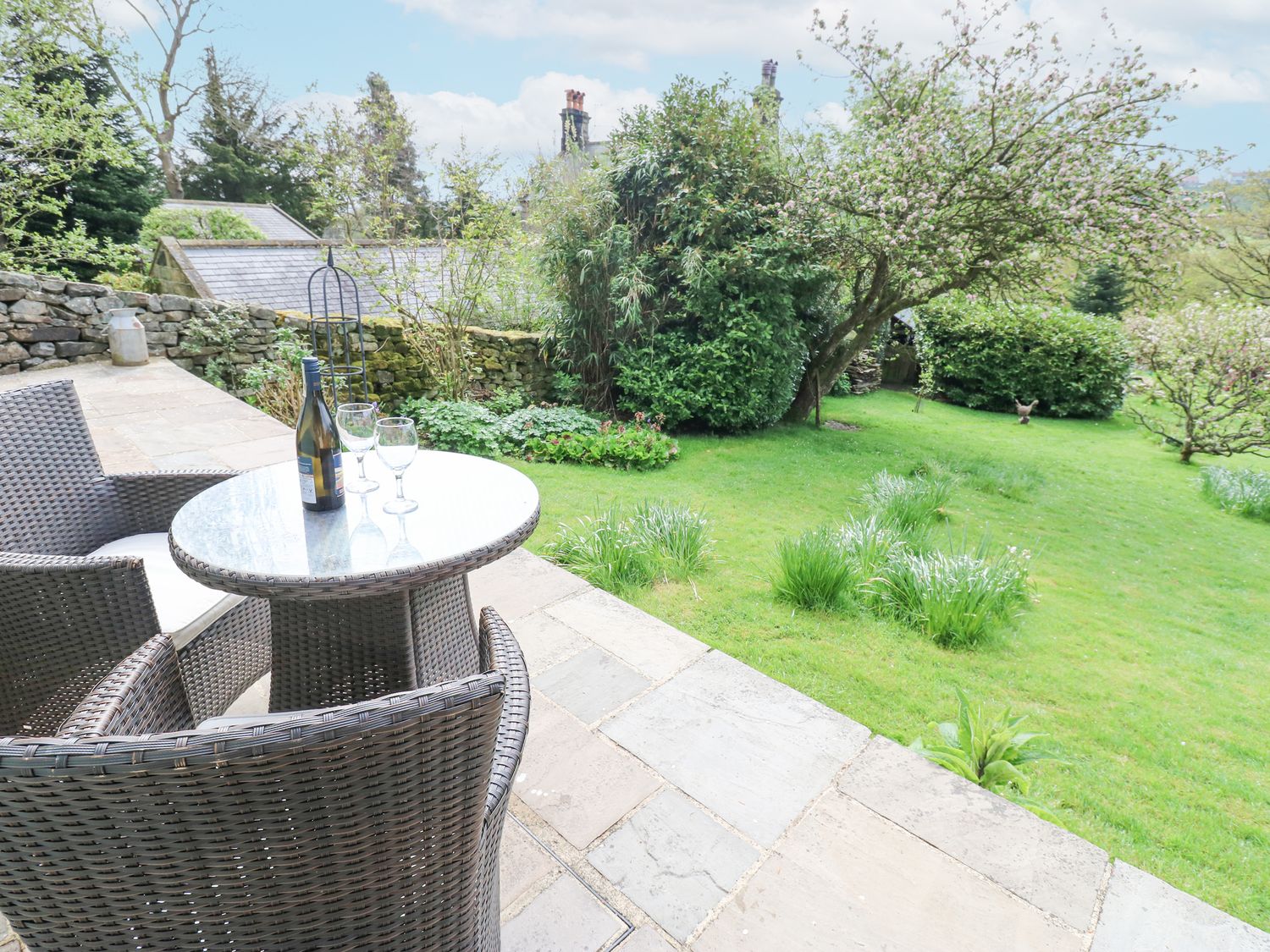 Esklets Cottage ( Ref 915326 ) Castleton - Rent Holiday Home in Castleton for 2 guests