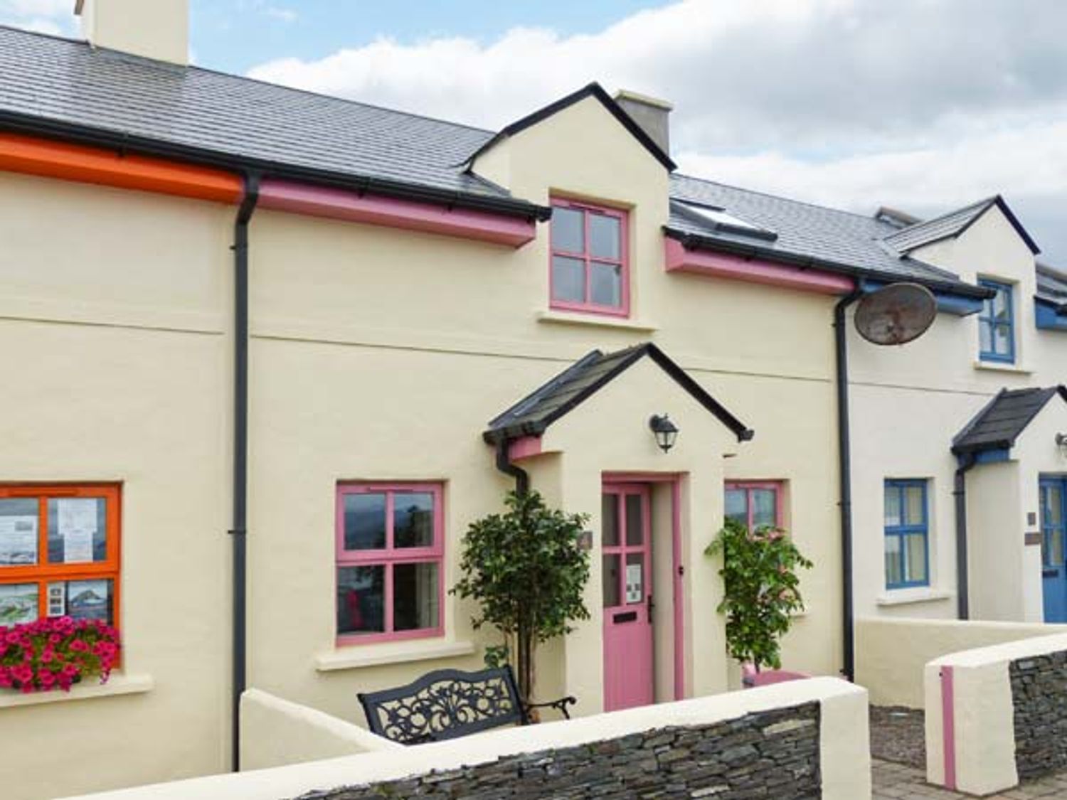 Watch House Cottage - County Kerry - 915397 - photo 1