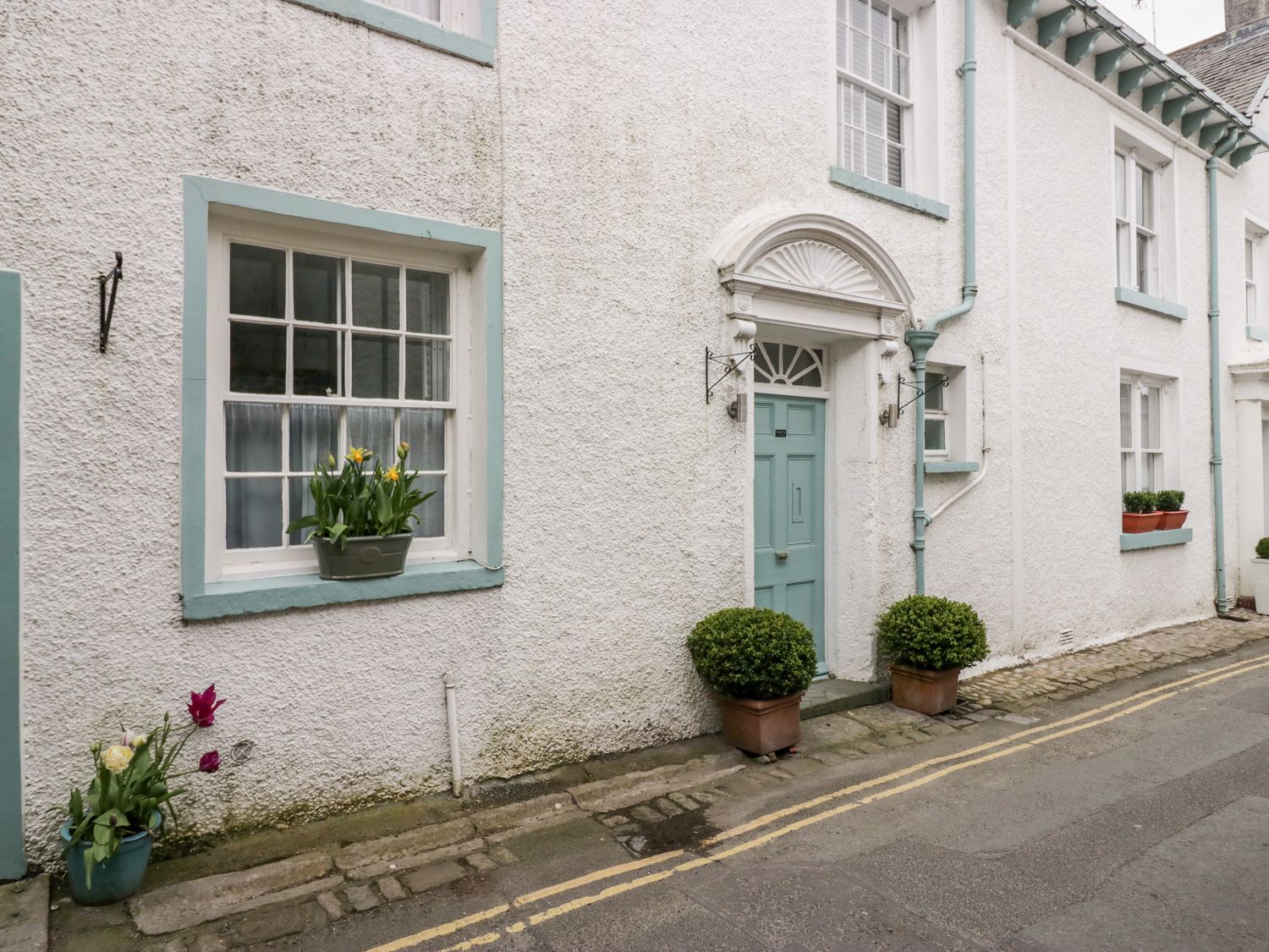 Cartmel Flat Cartmel The Lake District And Cumbria Self Catering Holiday Cottage