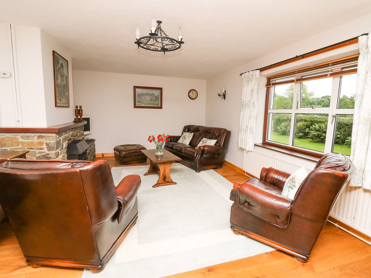Holly Farm Cottage                     photo 2
