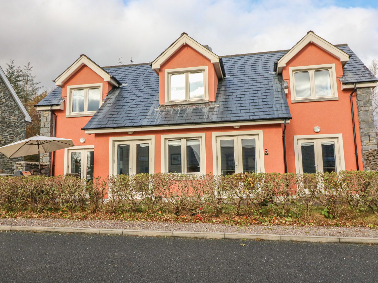 Ring of Kerry Golf Club Cottage                     photo 2