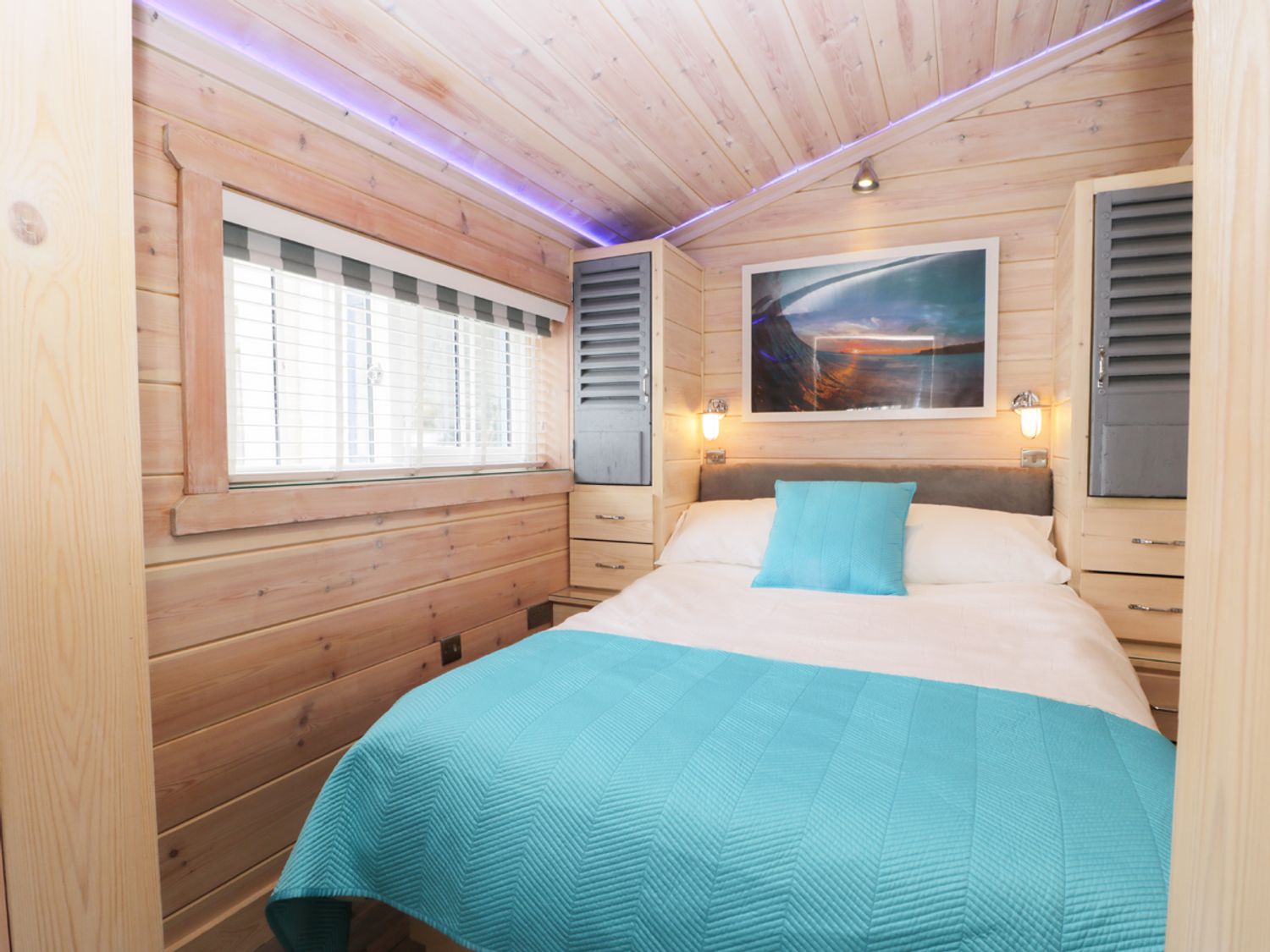 Old Joiners Shop ( Ref 927817 ) Staithes holiday property for 2 people