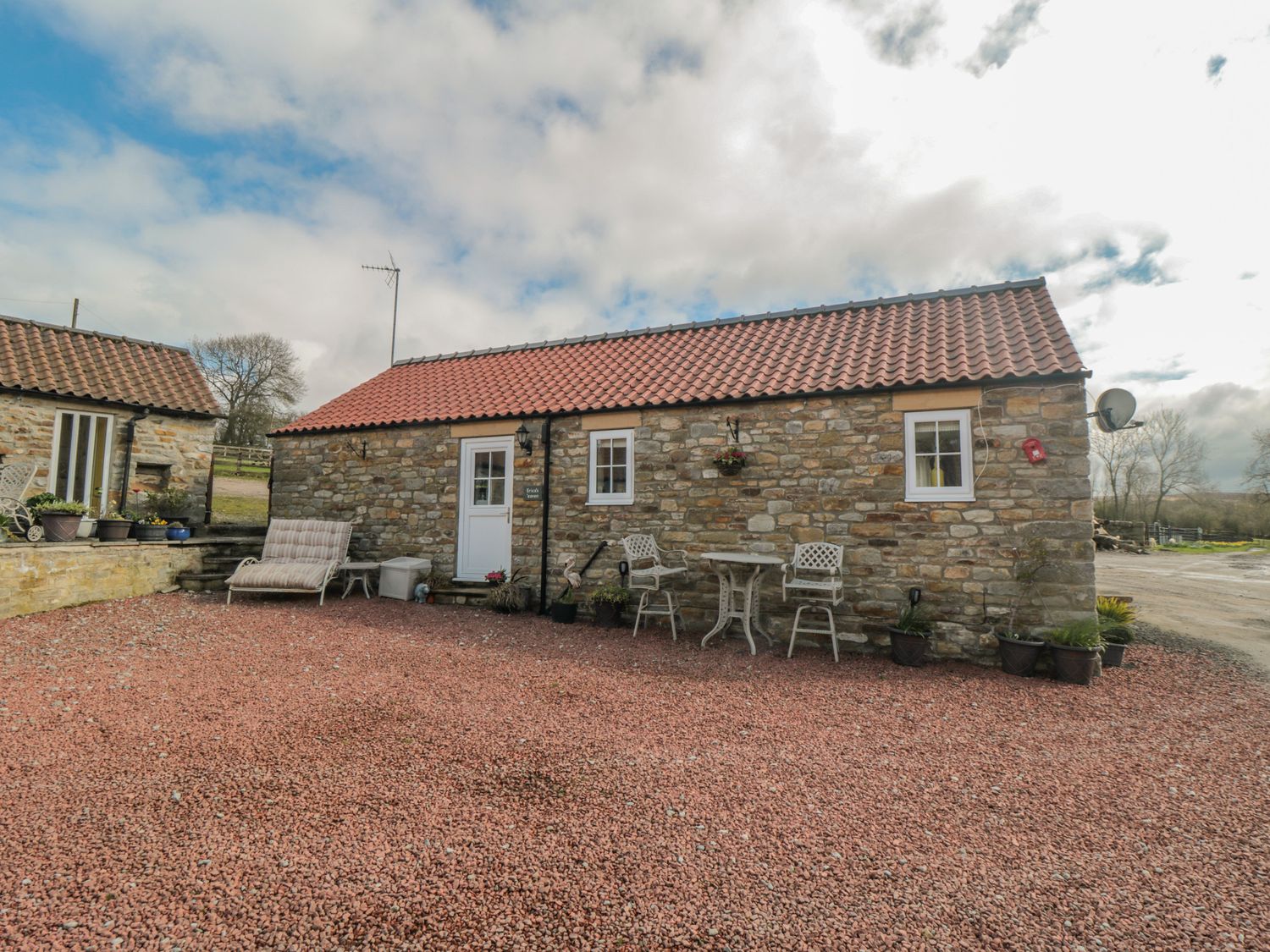 Photo of Ericas eaven ( Ref 929845 ) Holiday cottage in Farndale sleeps 3 guests - Harlandbeck Farm Cottages near Hutton le Hole