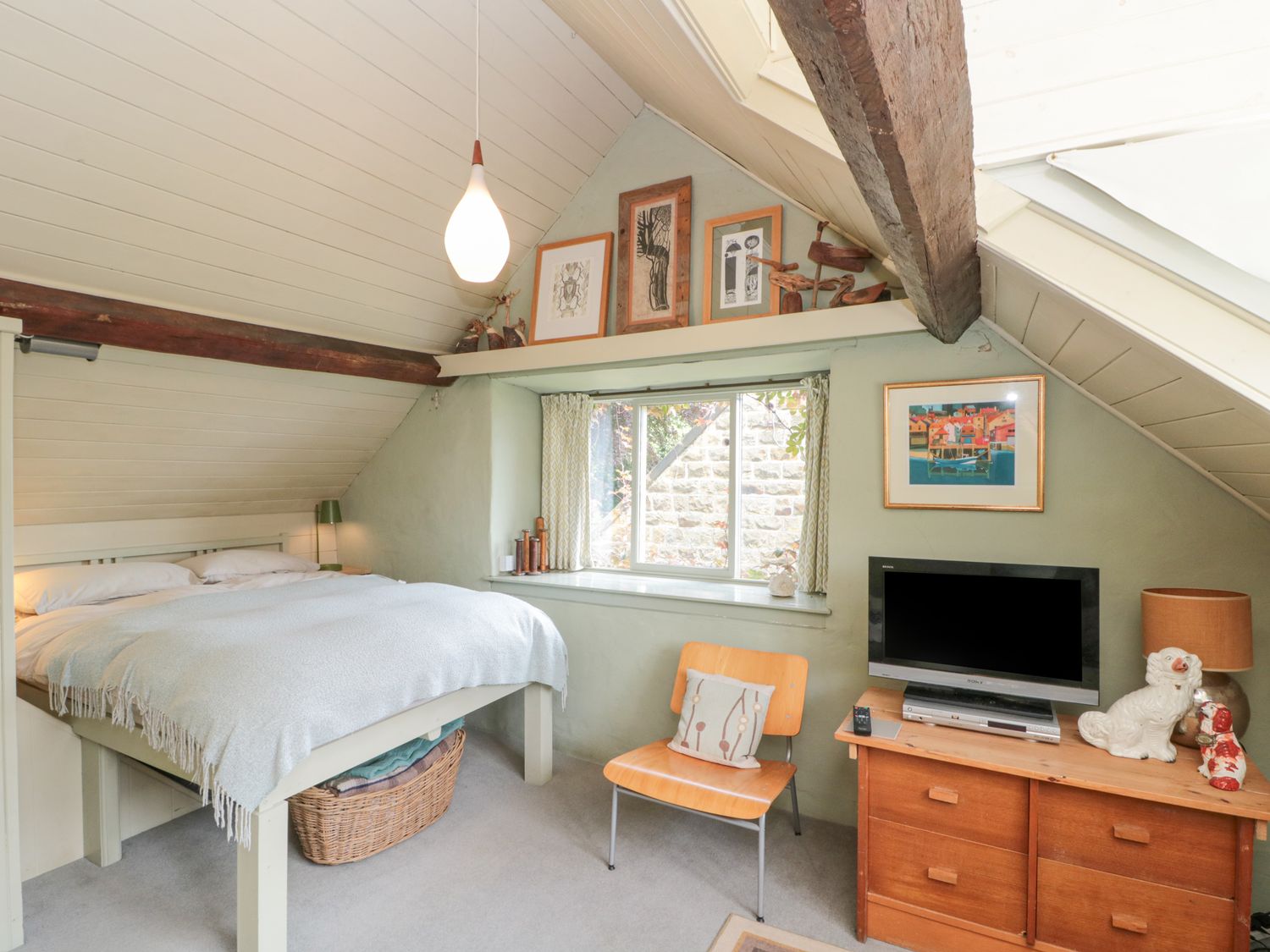 The Hayloft Cloughton ( Ref 930998 ) Self catering property in Cloughton near Scarborough