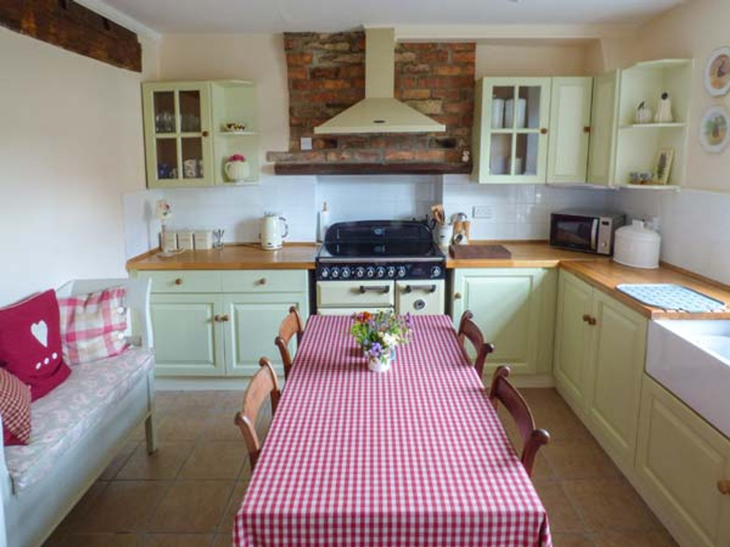 Woodside Cottage near Brompton by Sawdon ( Ref 933359 ) Wydale holiday home near Scarborough