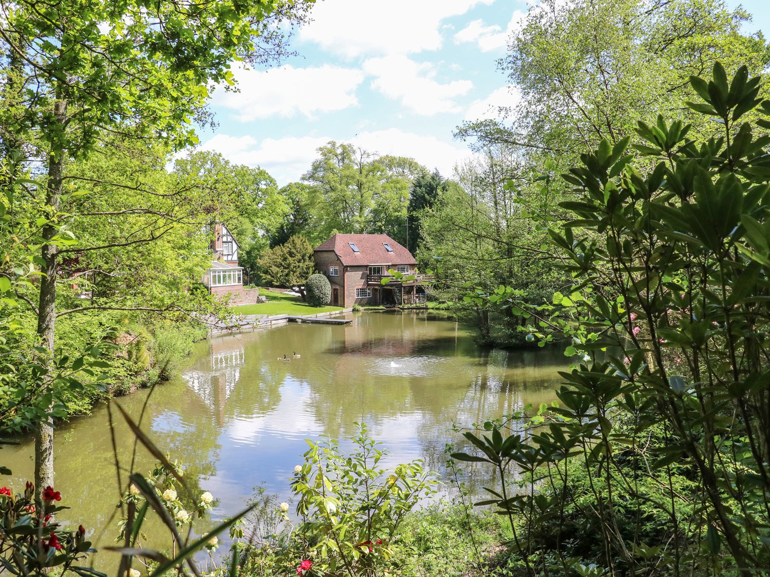 Miswells Cottages - Lake View - Kent & Sussex - 933423 - photo 1