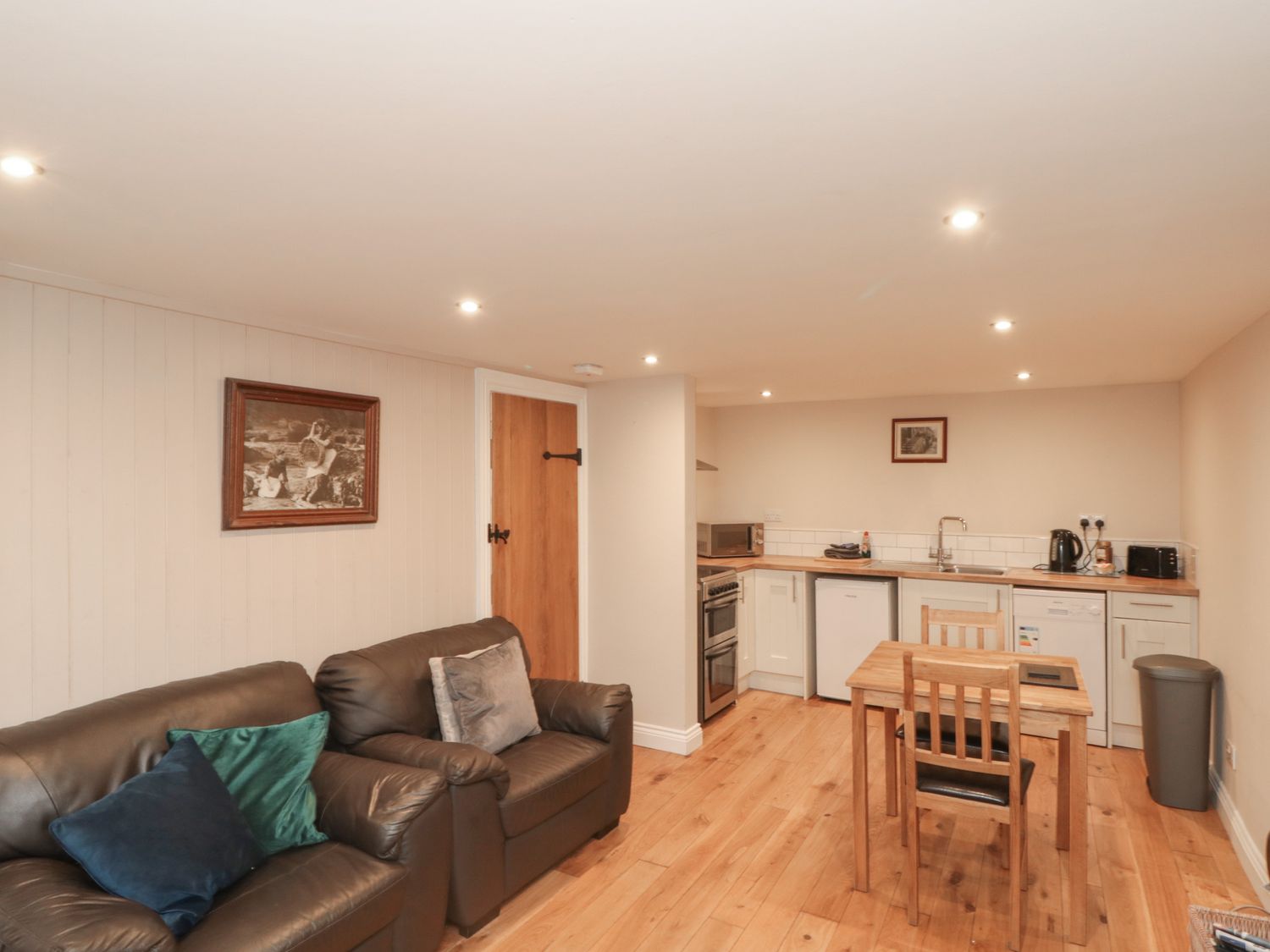 Grimes Nook Staithes ( Ref 933837 ) Rent holiday apartment in Staithes North Yorkshire