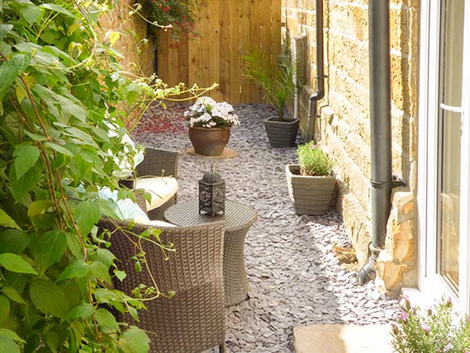 Outside space Quakers Cottage Hinderwell ( Ref 942487 ) Hinderwell holiday cottage rental for 4 people