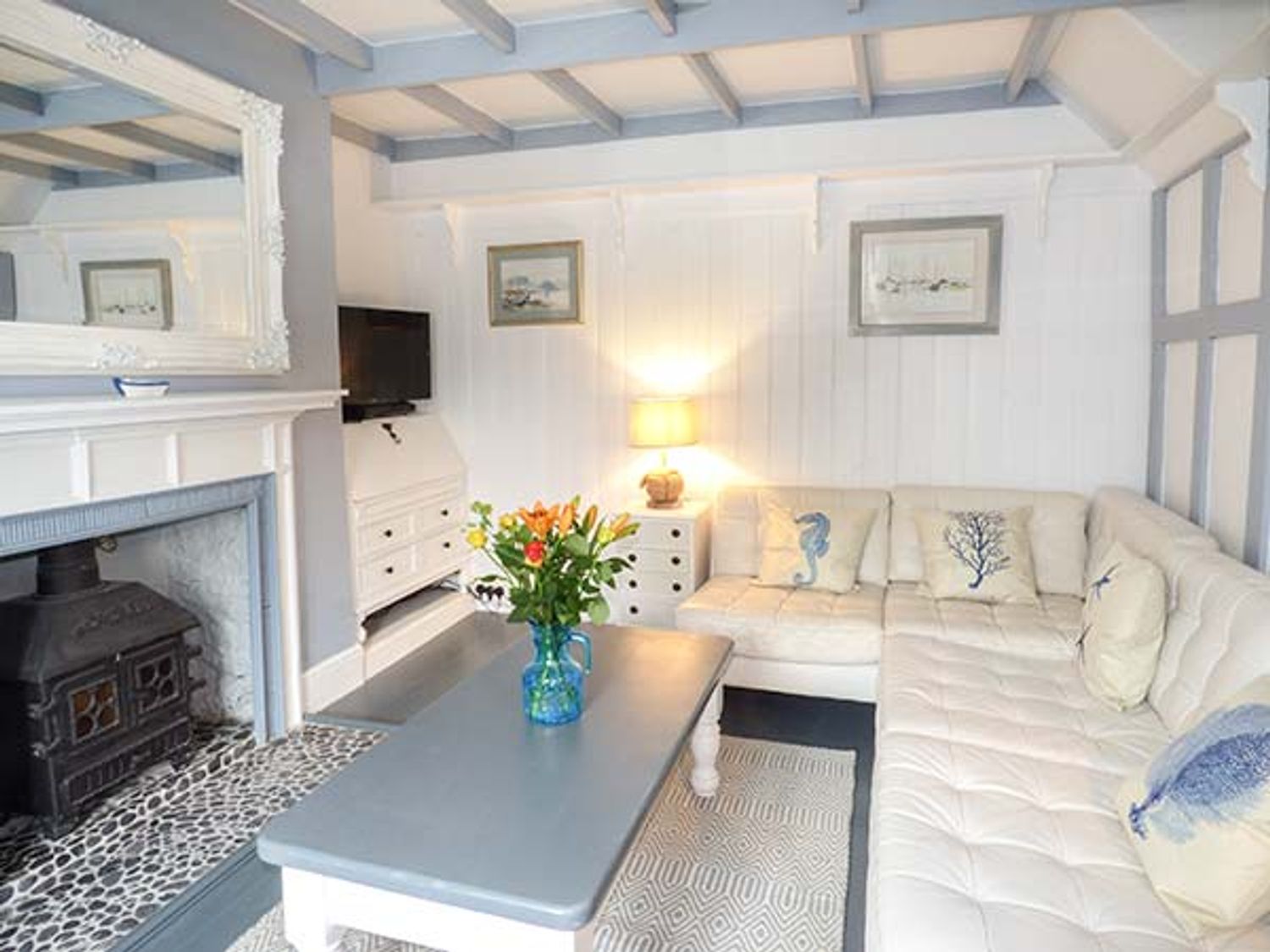 Blue Harbour Cottage                     photo 2