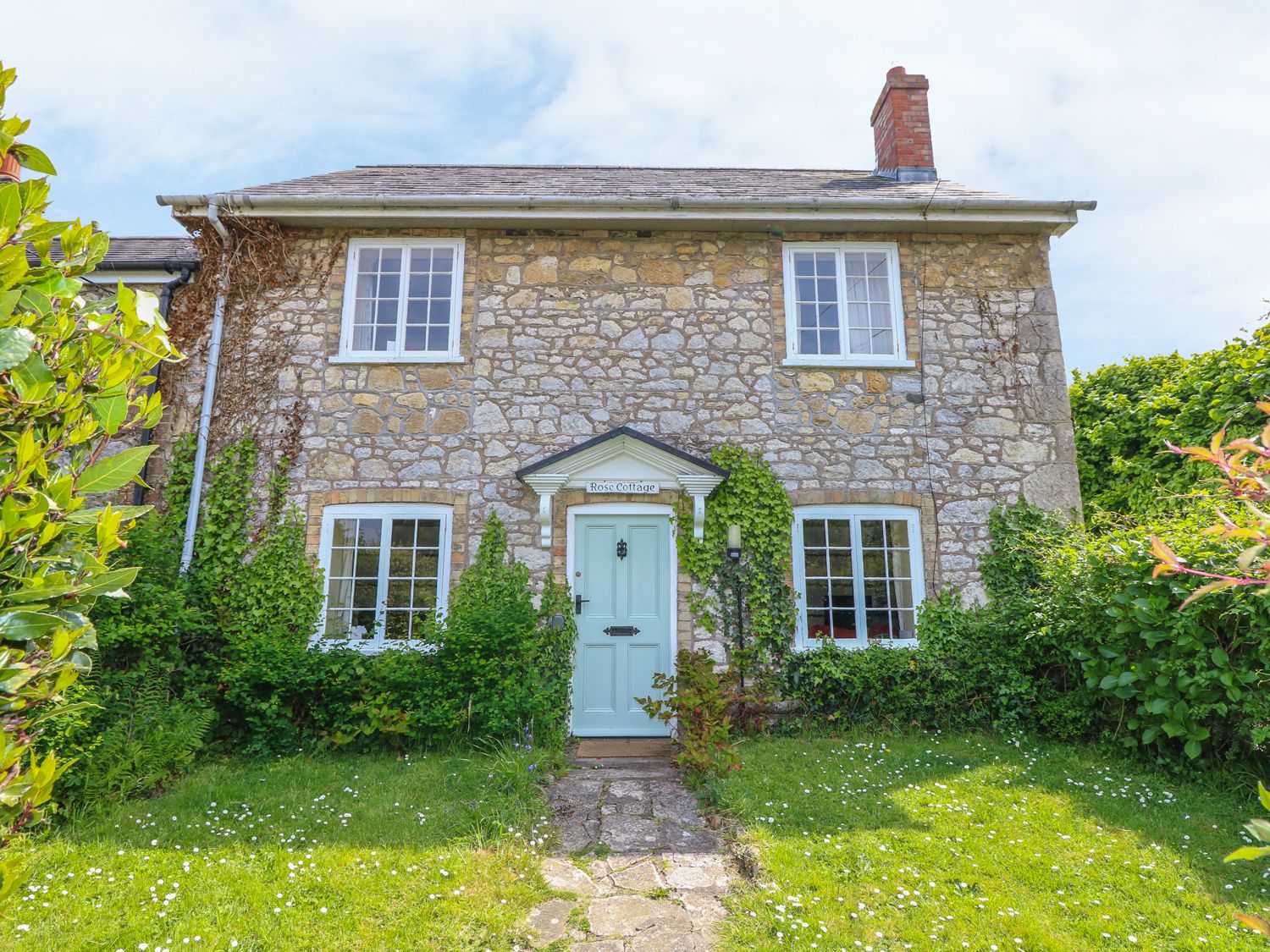 Rose Cottage Freshwater Norton Green South Of England Self