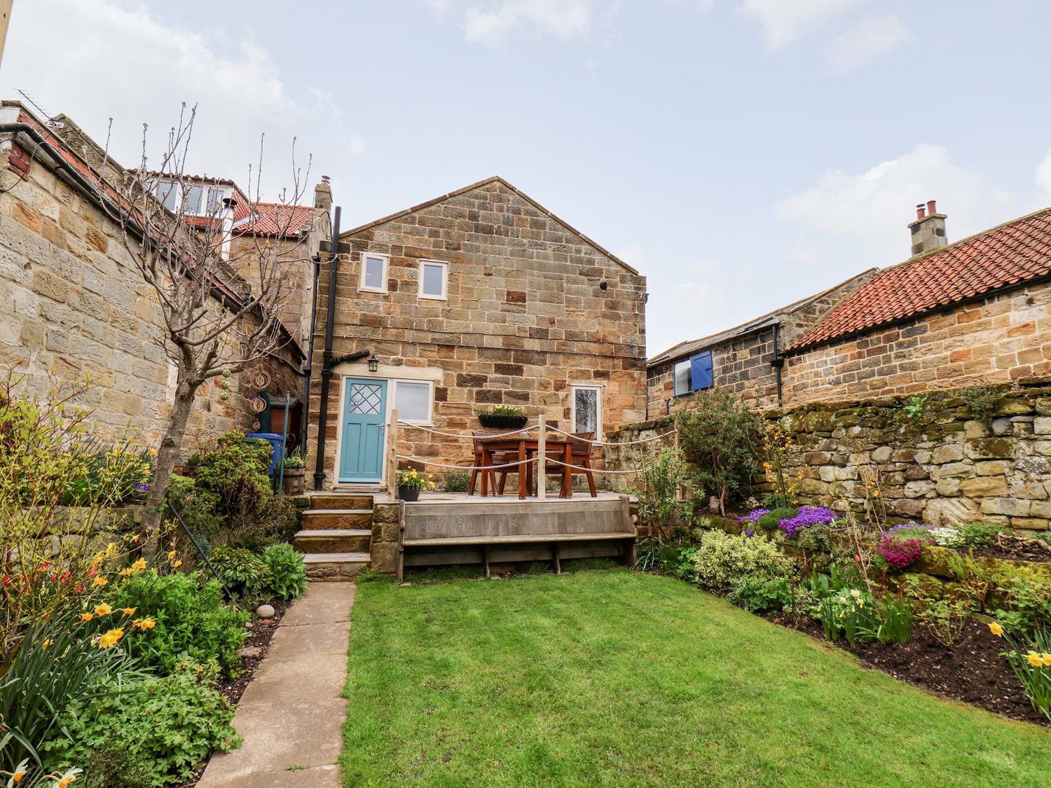 Mill Cottage Hinderwell ( Ref 951987 ) Holiday home in Hinderwell North Yorkshire