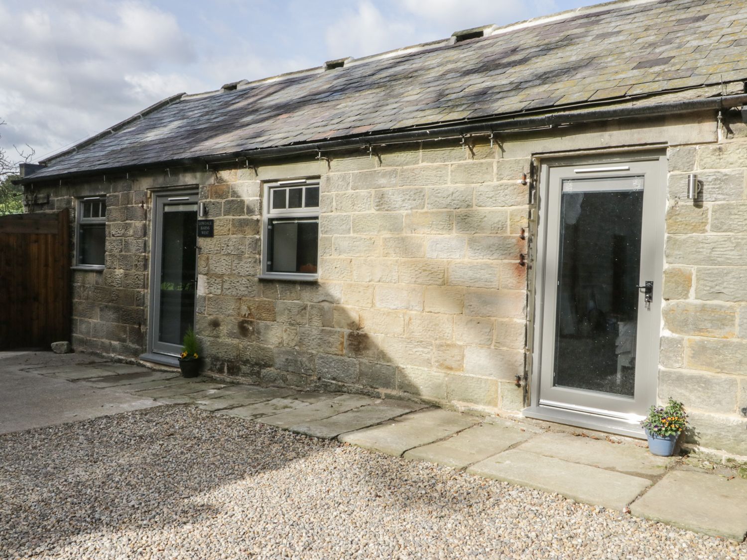 Lowdale Barns West - North Yorkshire (incl. Whitby) - 956466 - photo 1
