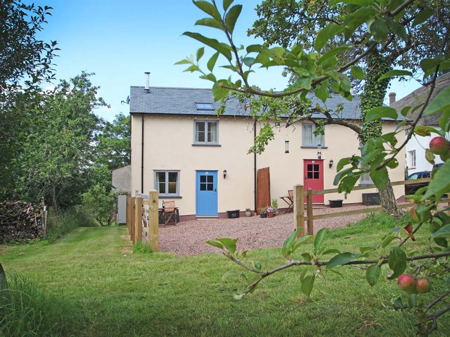 Apple Cottage Crediton Colebrooke Devon Self Catering Holiday Cottage