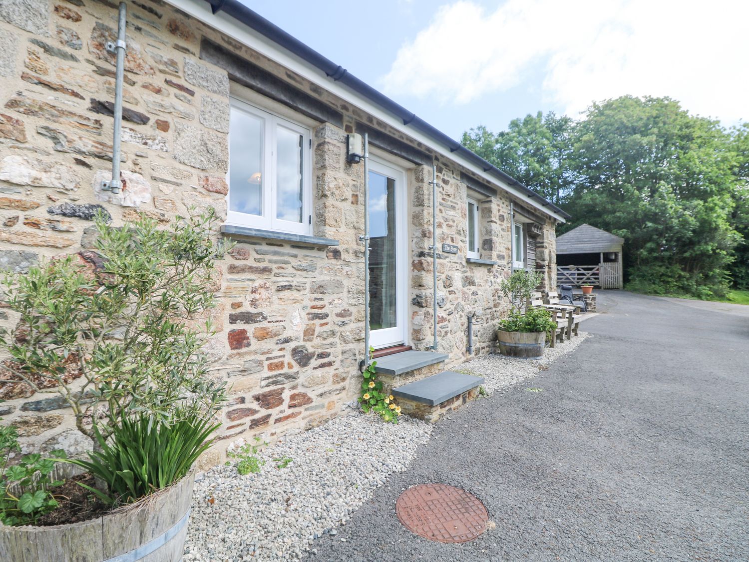 Byre                     photo 2