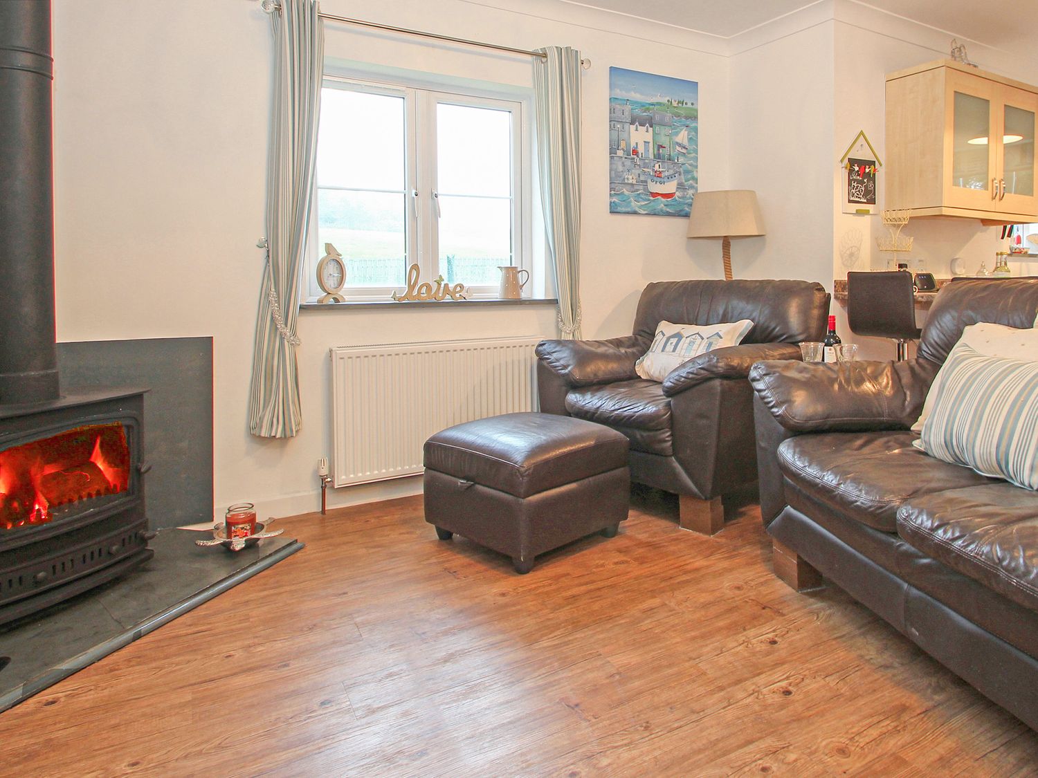 Demelza Cottage                     photo 2