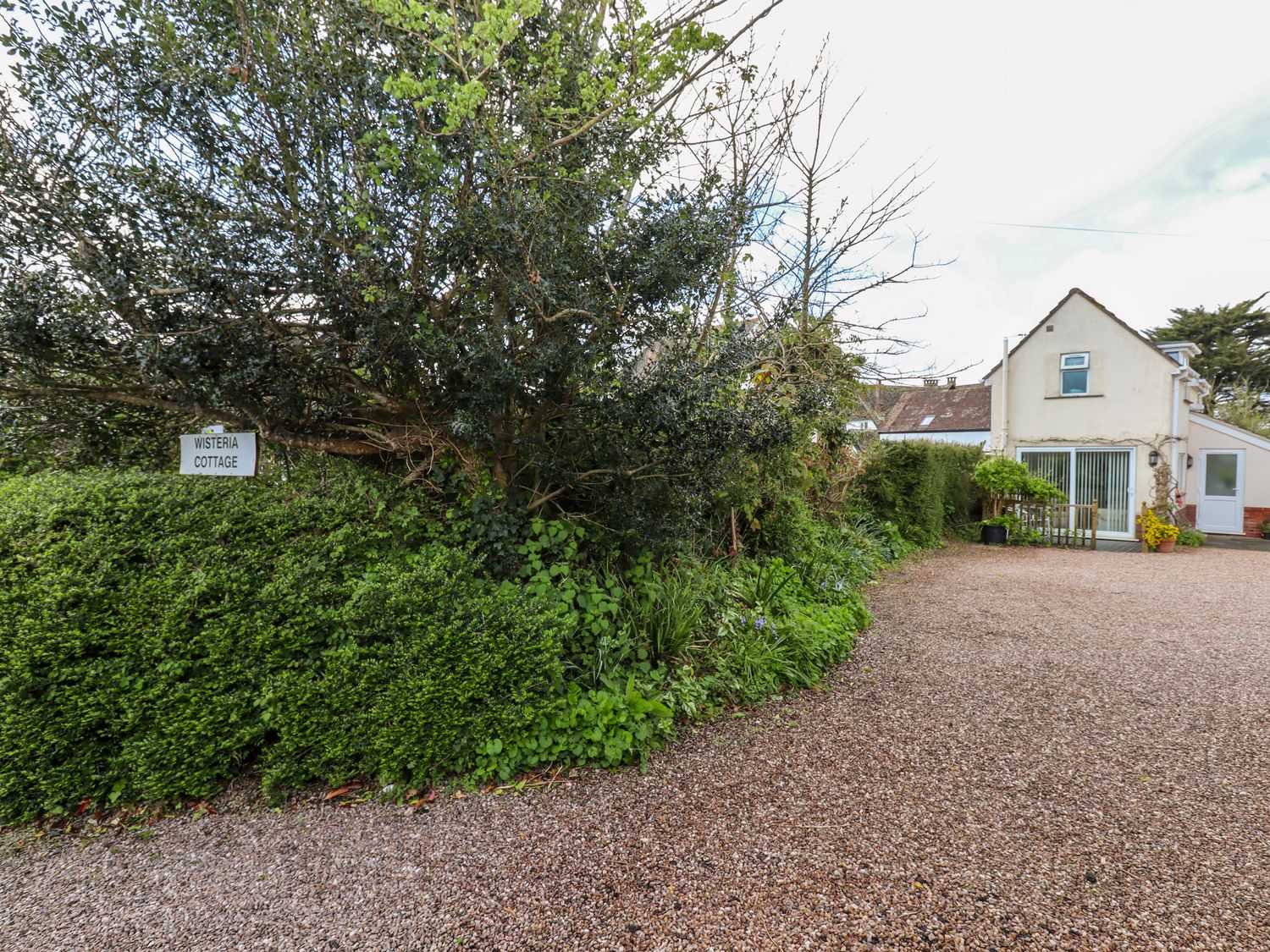 Wisteria Cottage photo 22